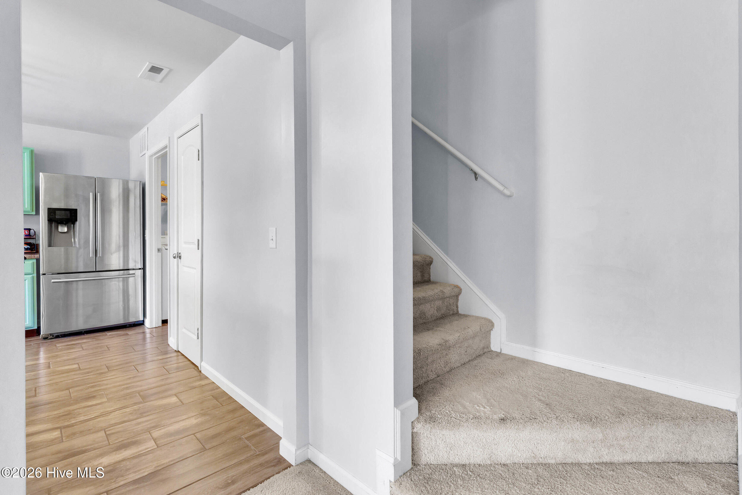 100561296 | Photo 19