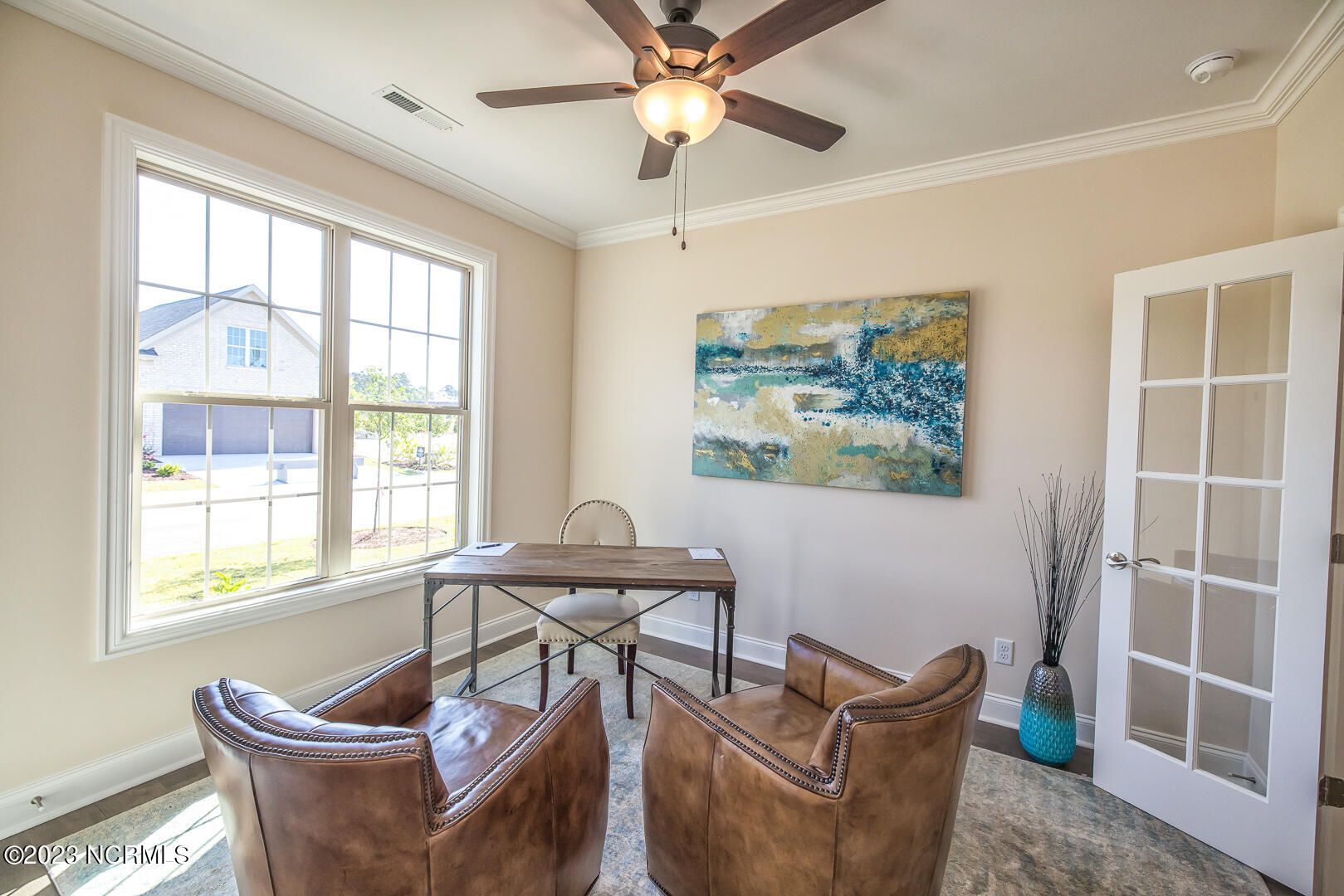 100512925 | Photo 38