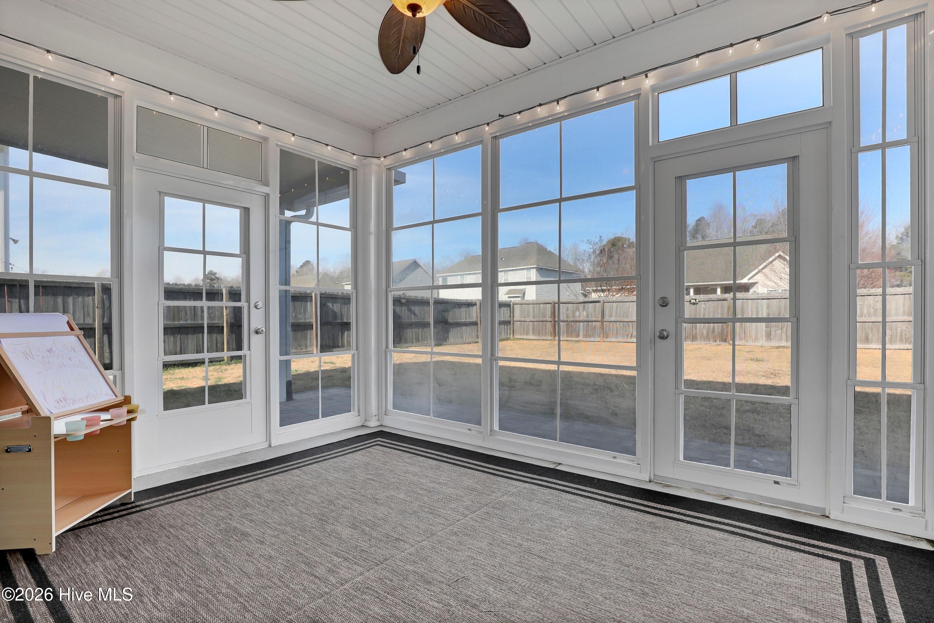 100553474 | Photo 19