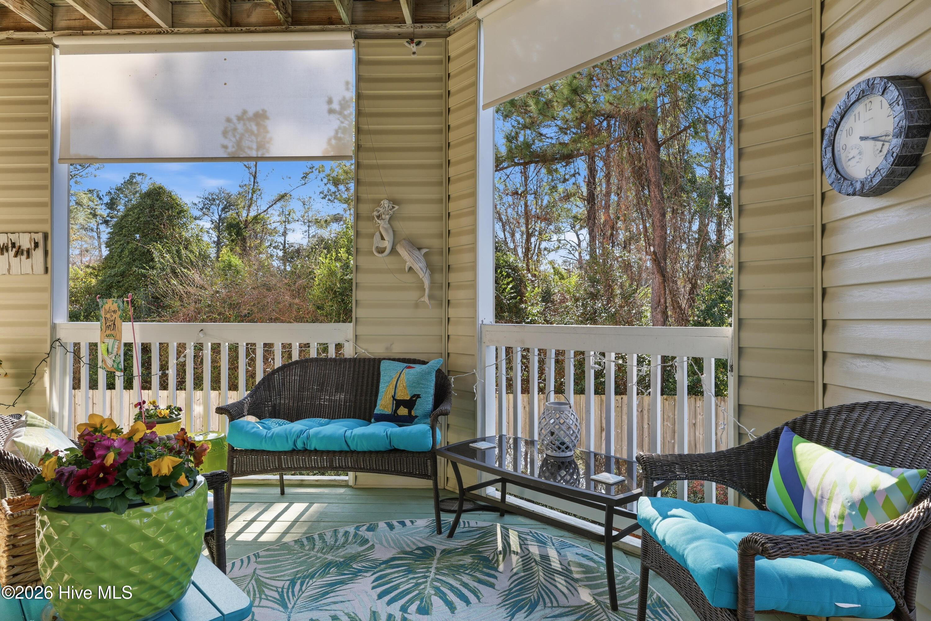 100557540 | Photo 34