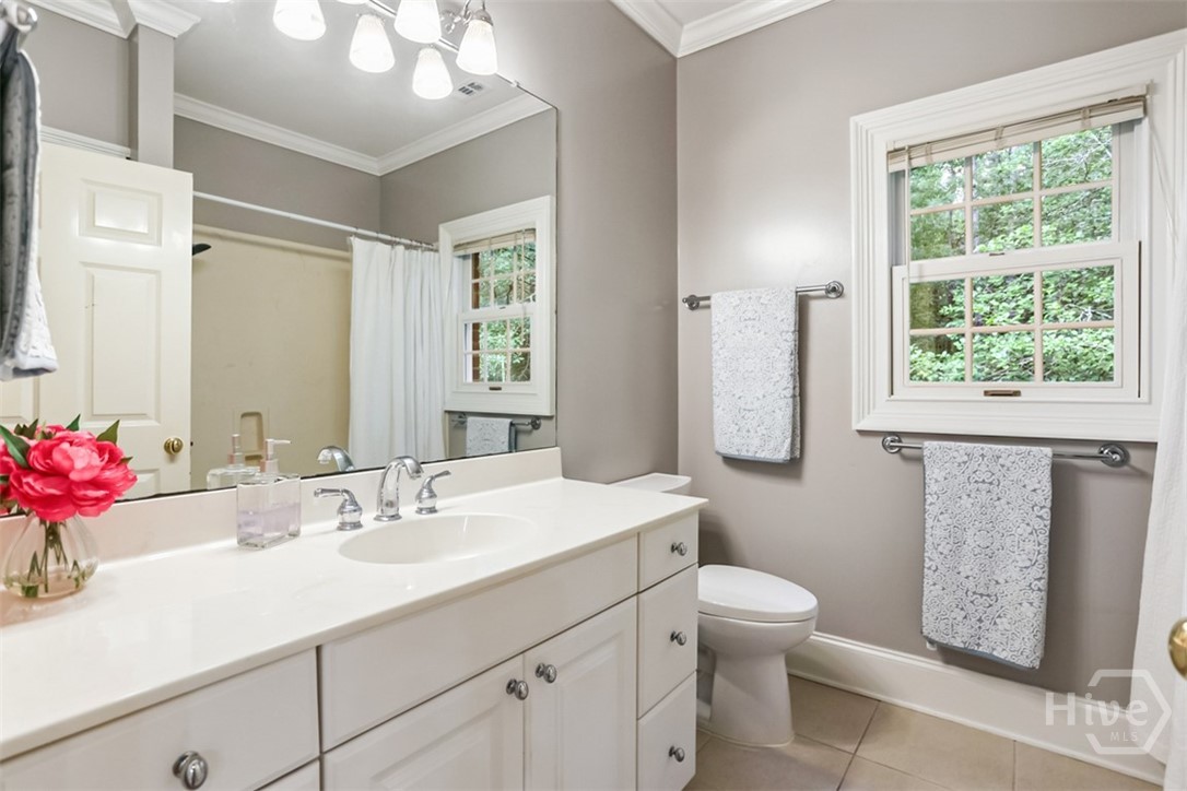 2nd Floor Bathroom