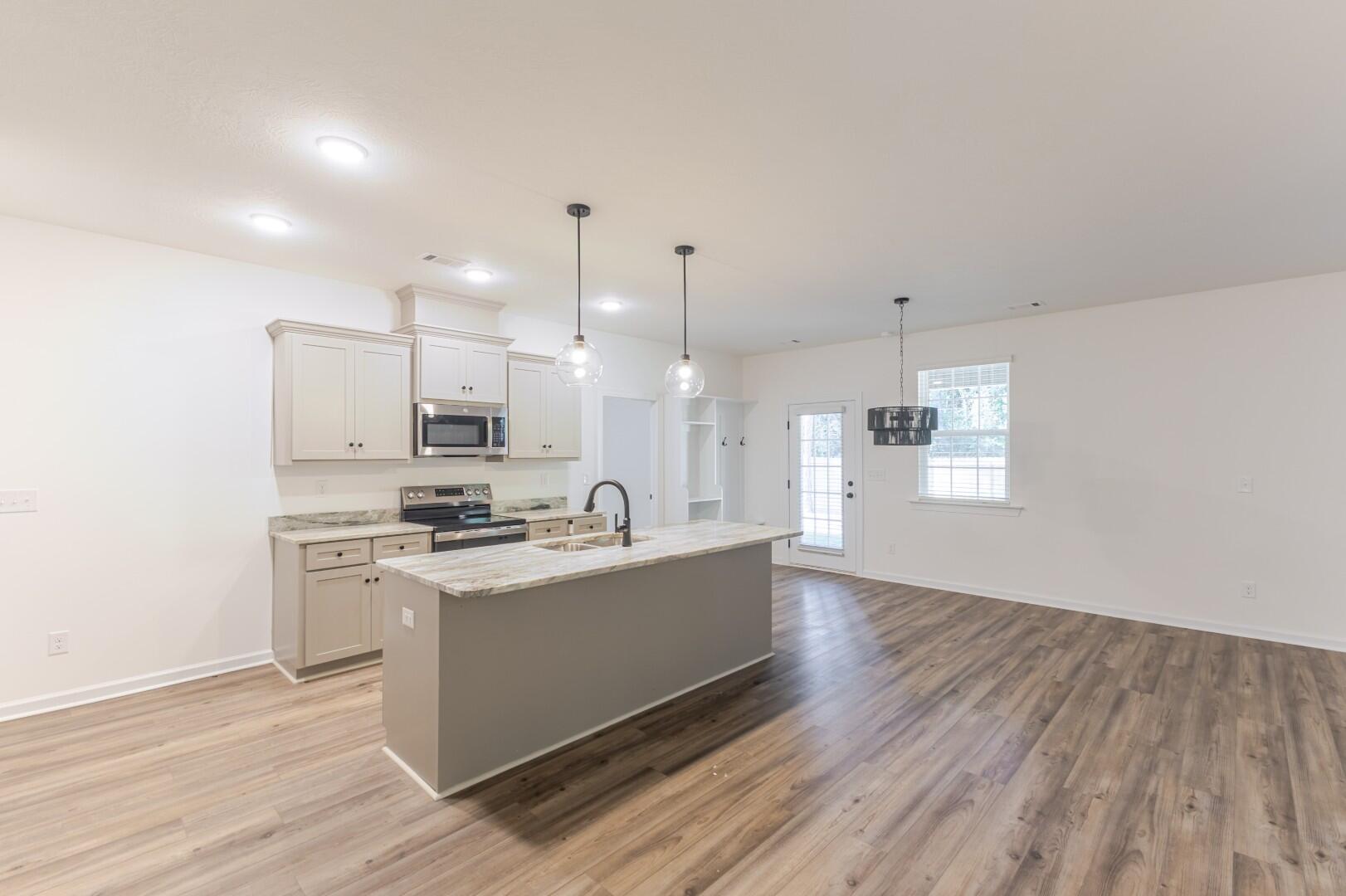 Homes for sale in North Augusta, SC | 1964 Bunting Dr, North Augusta, SC 29841 | MLS# 547856