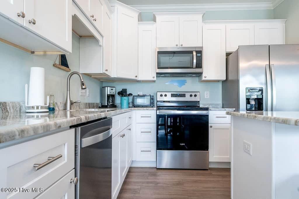 100546949 | Photo 10