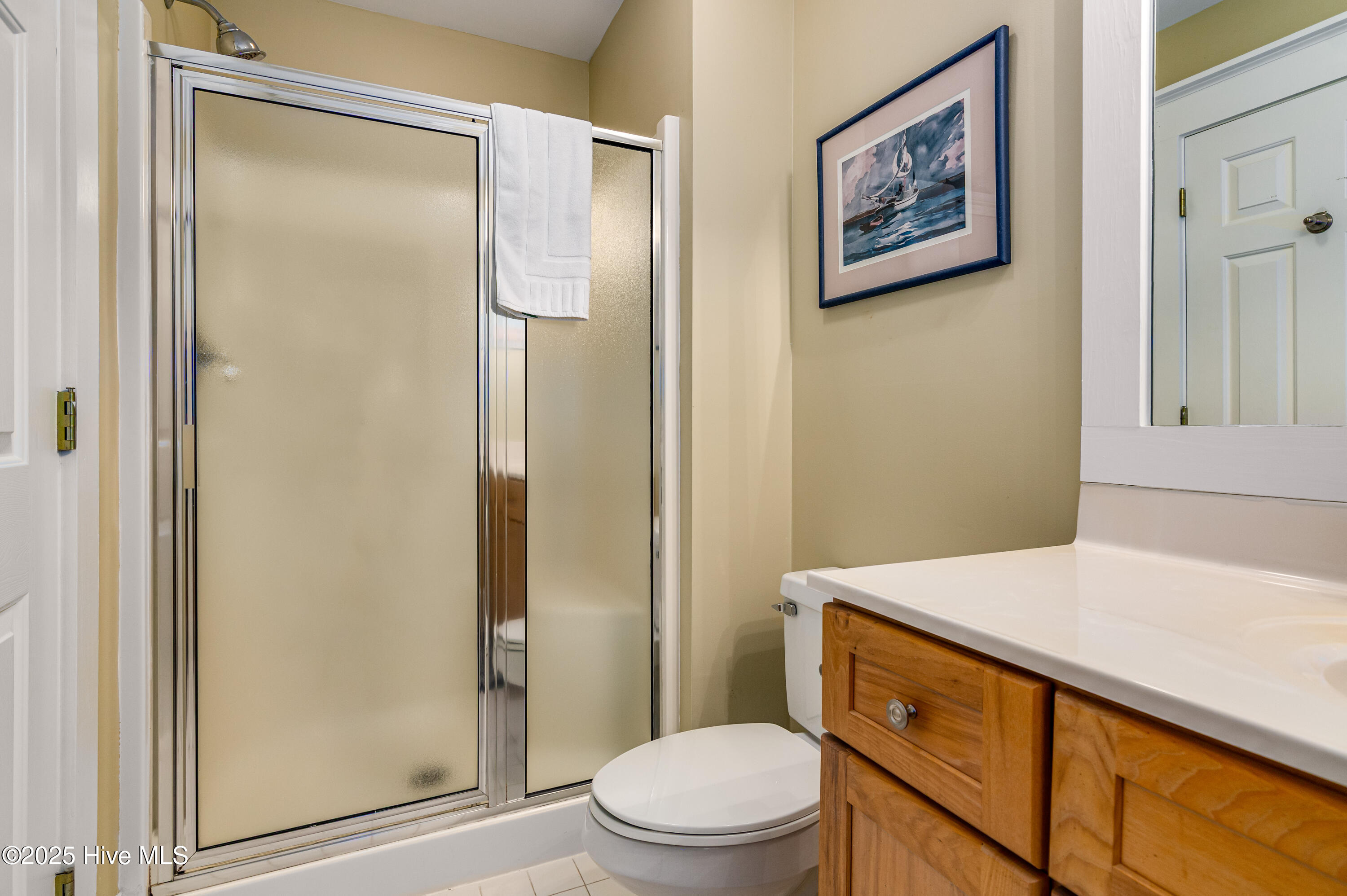 100510045 | Photo 24