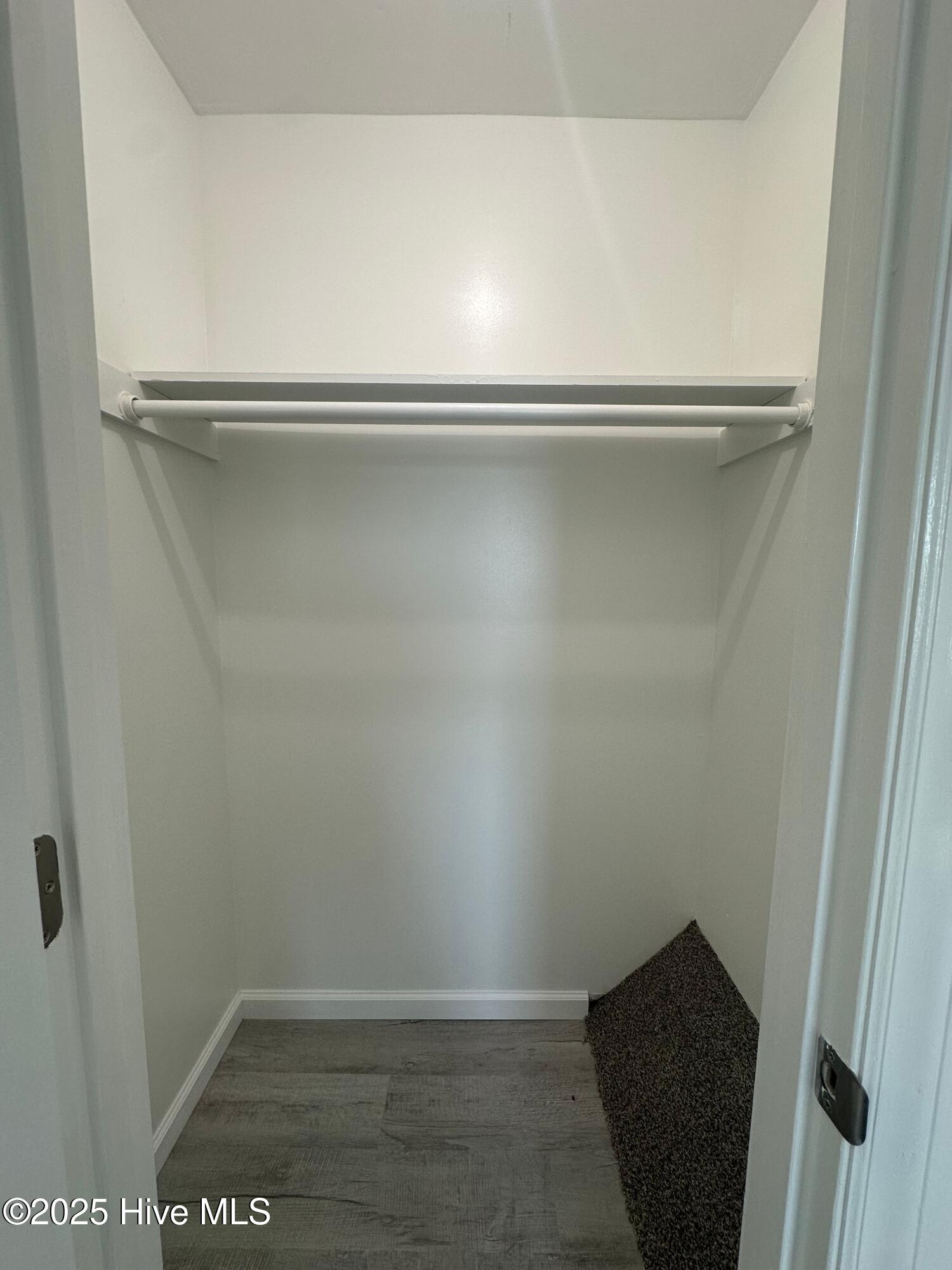 100539608 | Photo 16