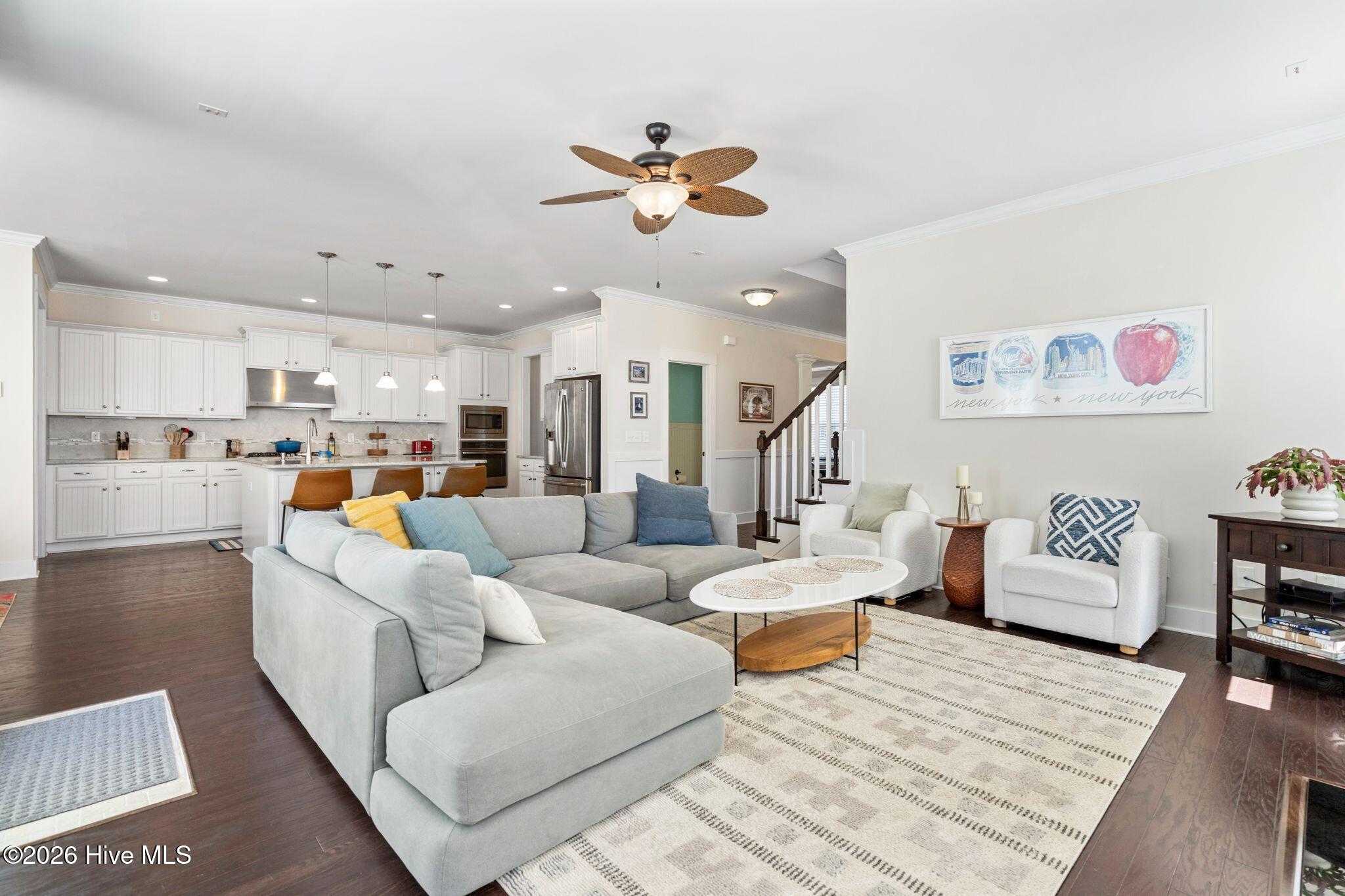 100558844 | Photo 19