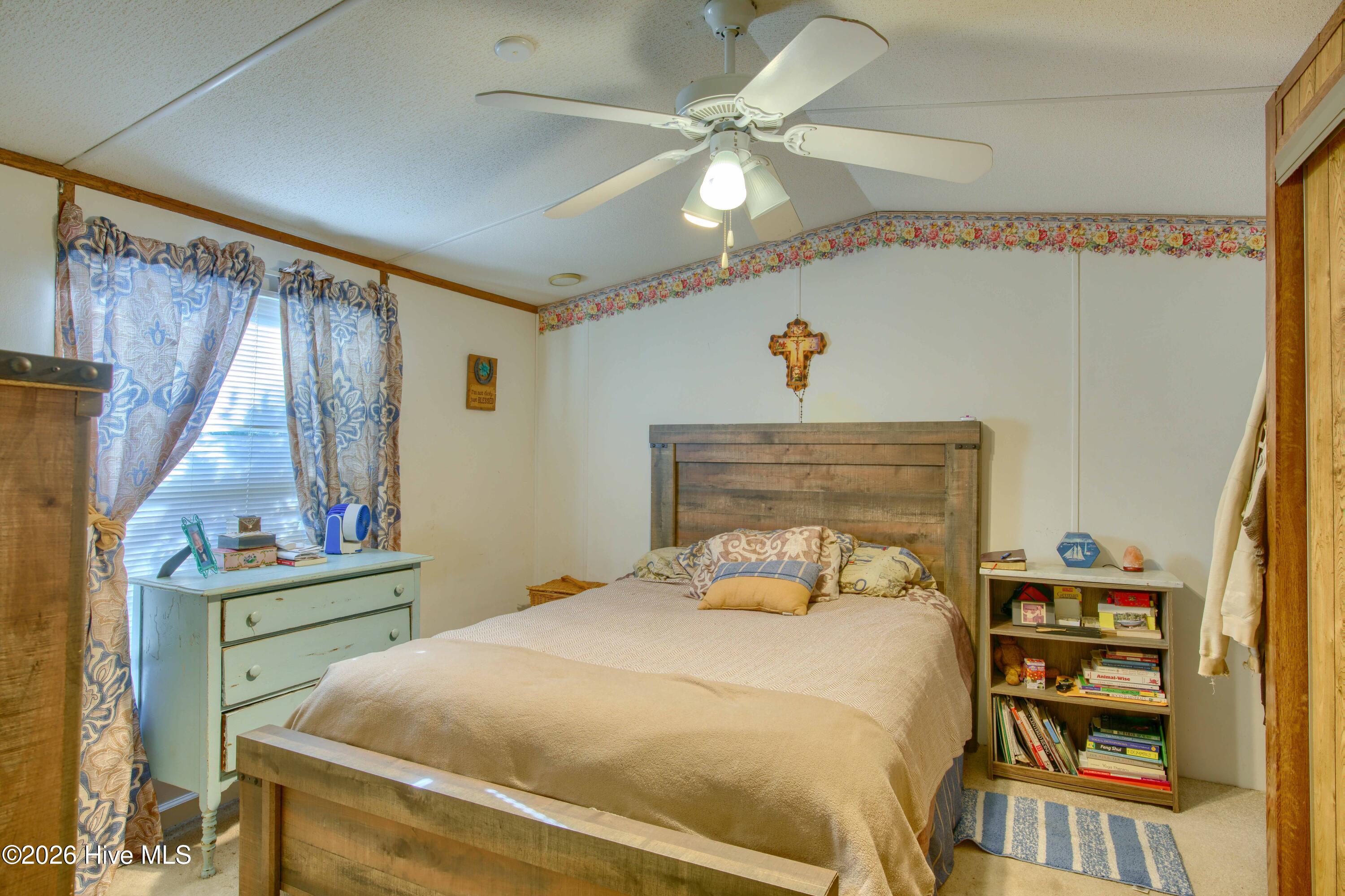 100551309 | Photo 11