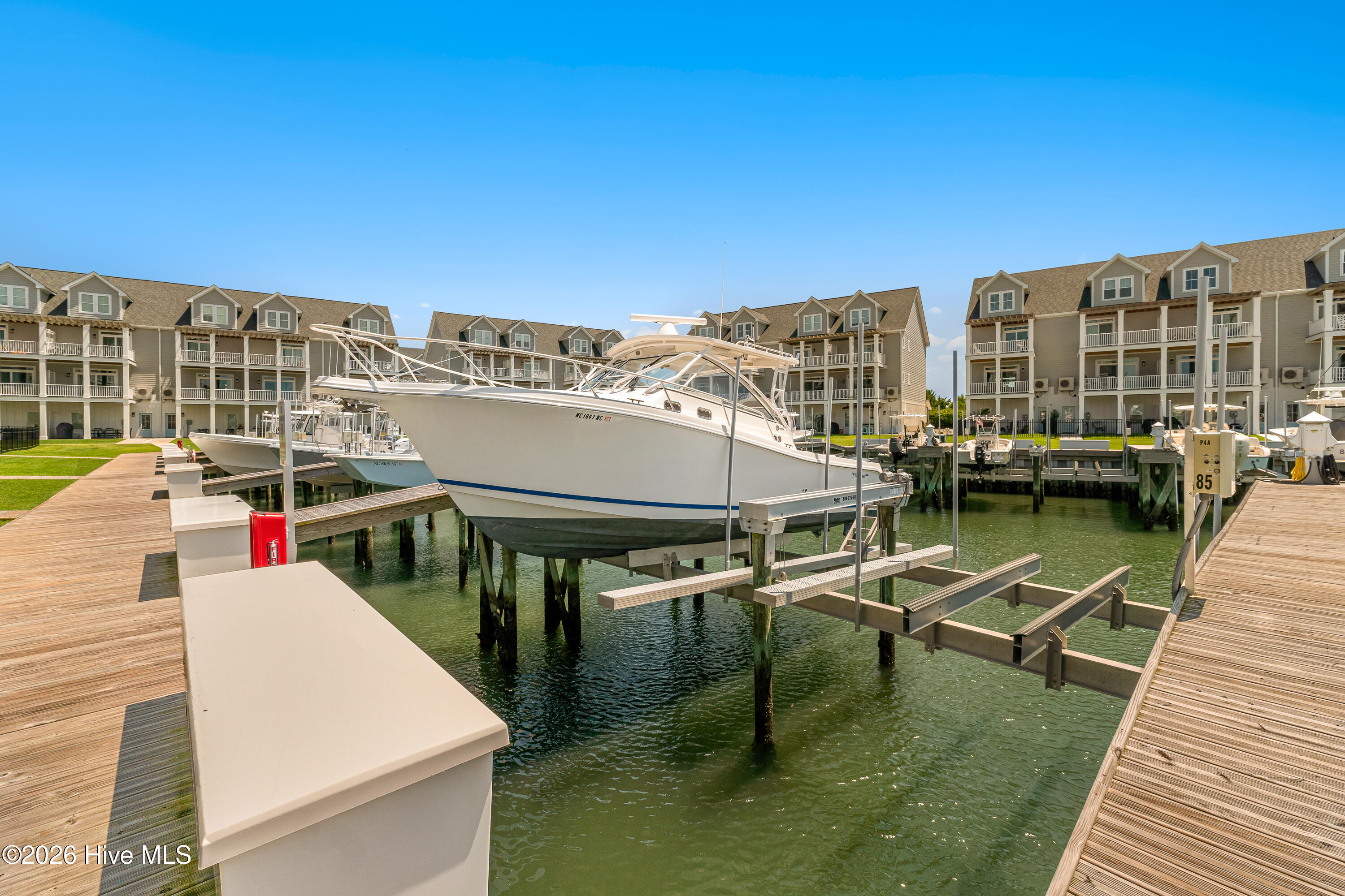 200 Olde Towne Yacht Club Drive Slip 84,Beaufort