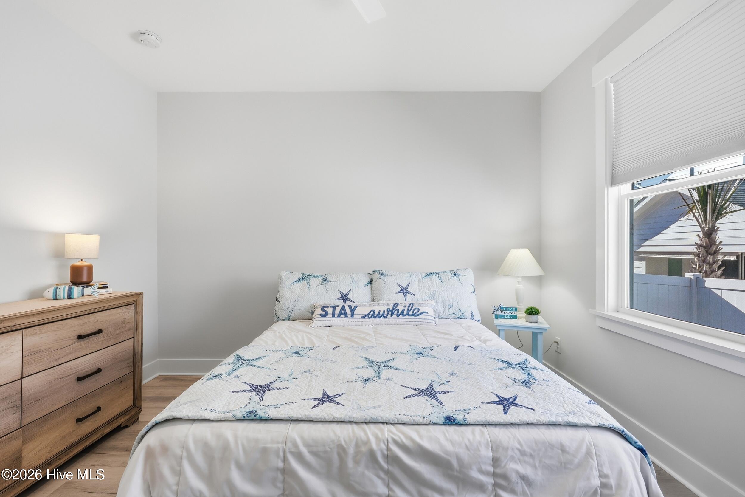 100557442 | Photo 21