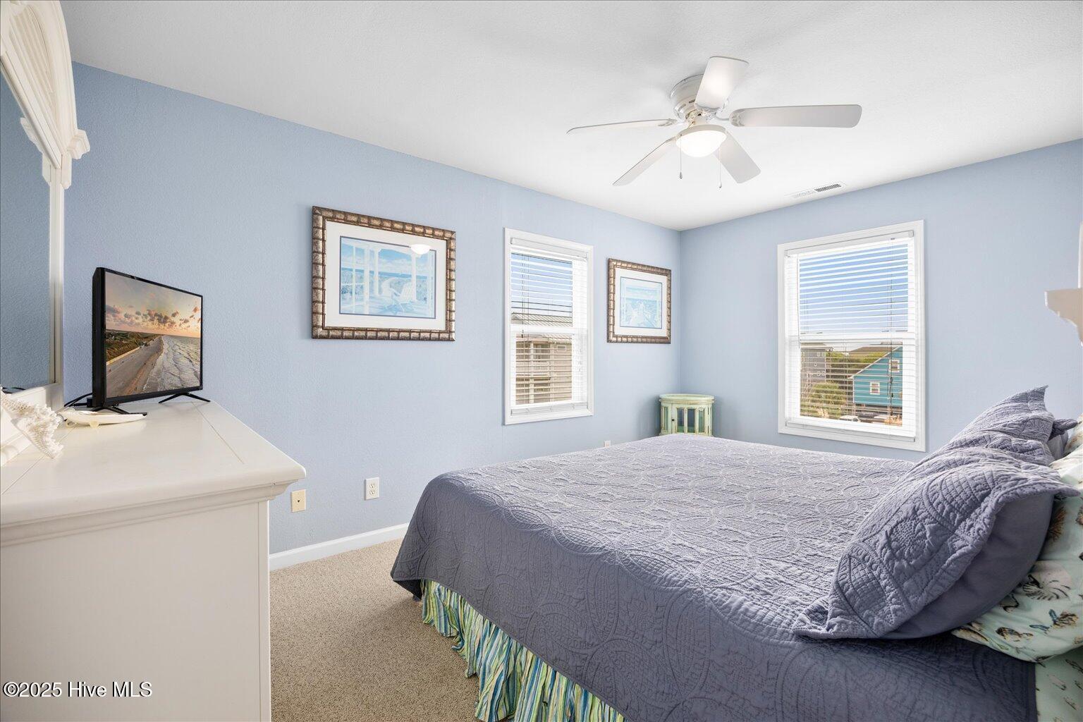 100530582 | Photo 46