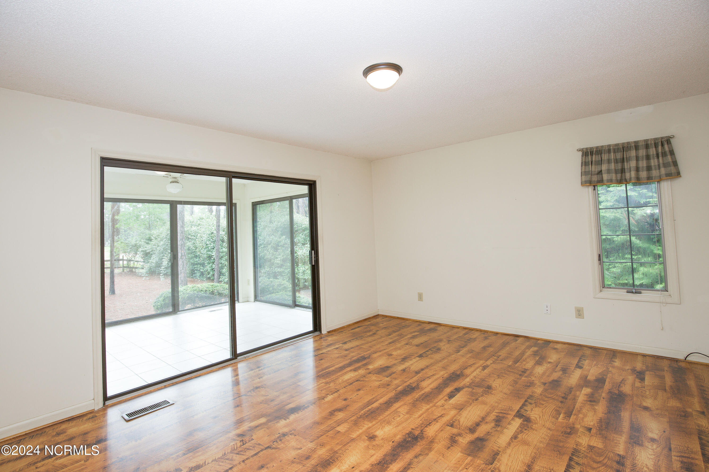 620 Diamondhead Dr S-29
