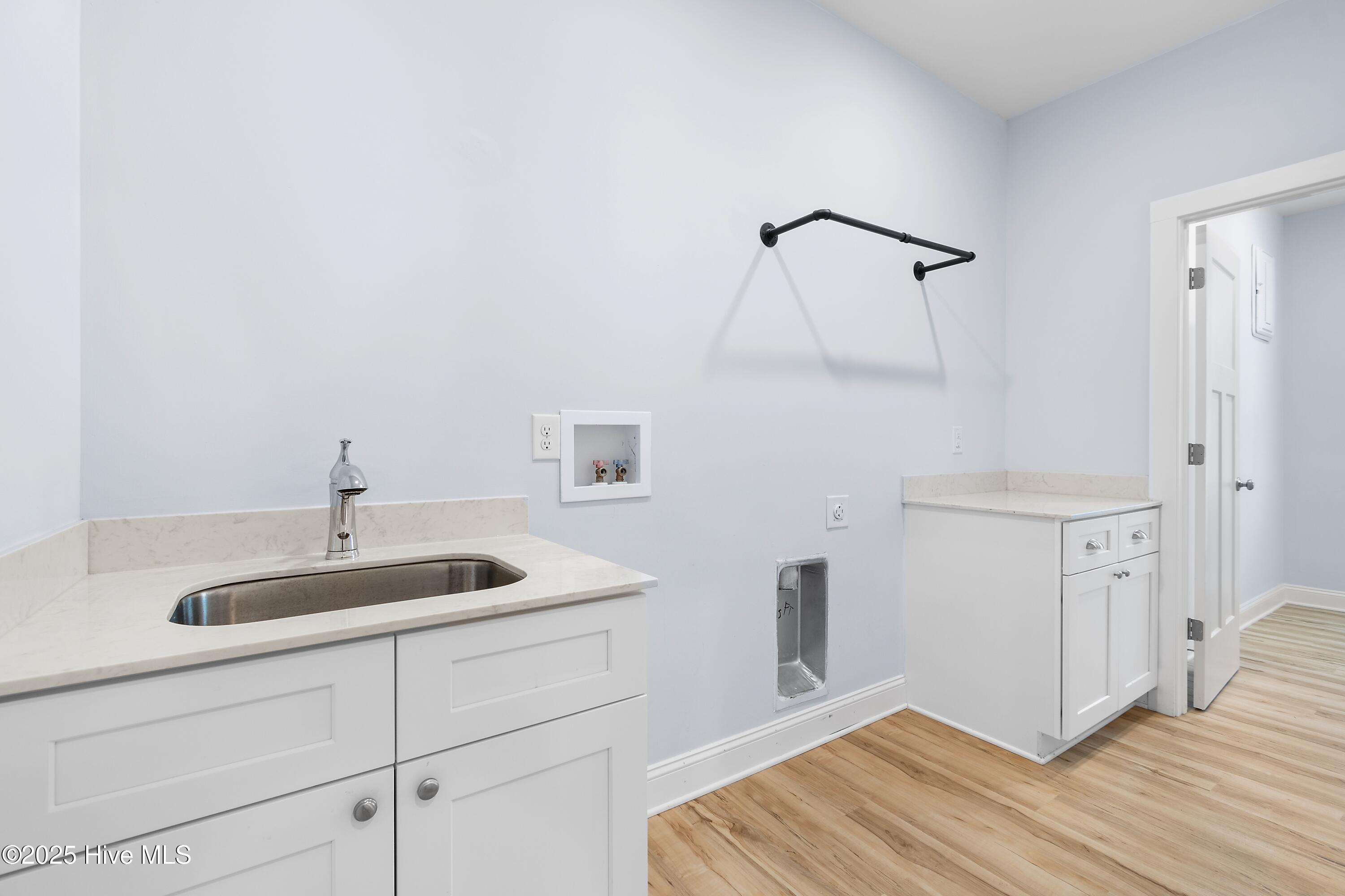 100541024 | Photo 25