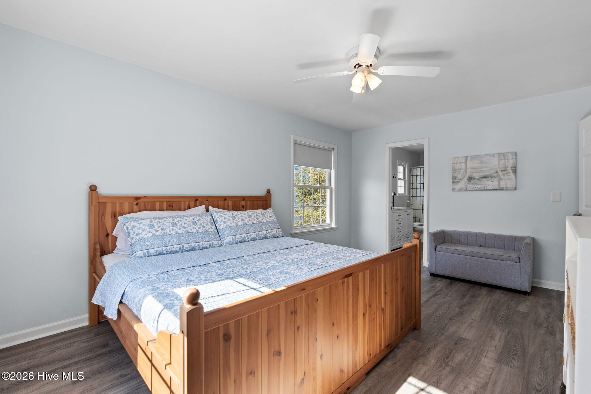 100553863 | Photo 18