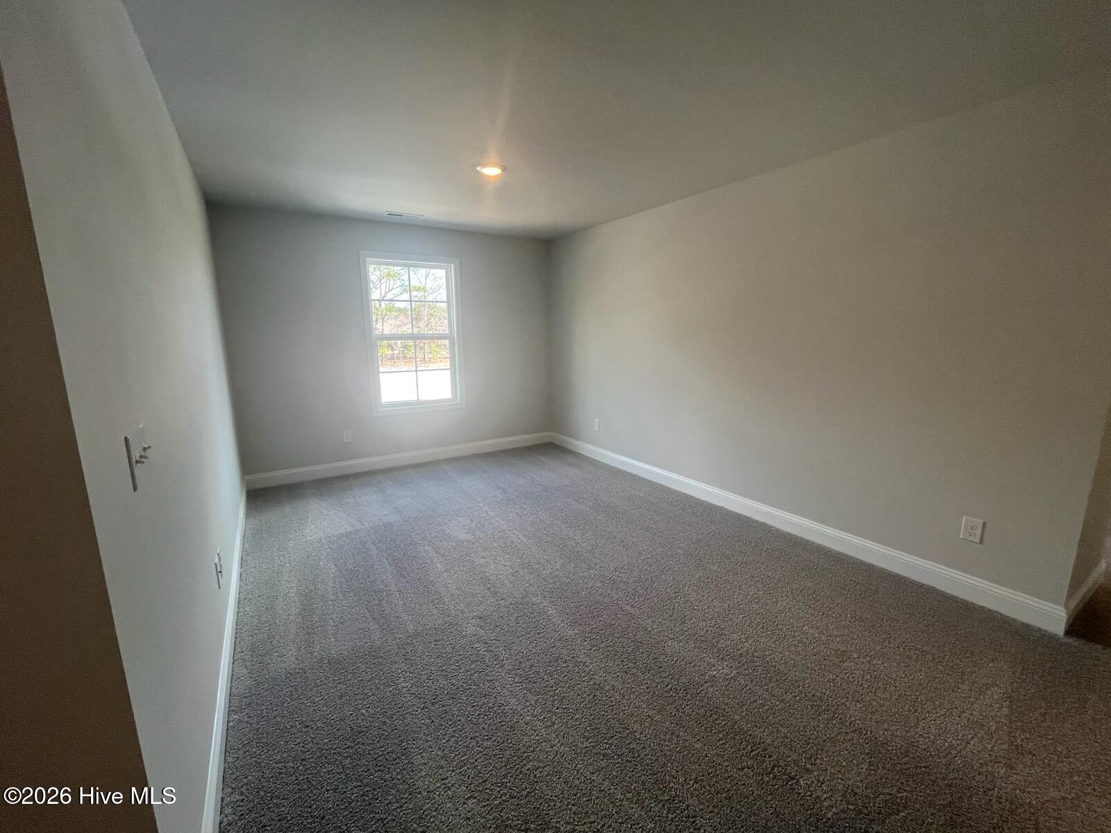 100558864 | Photo 30