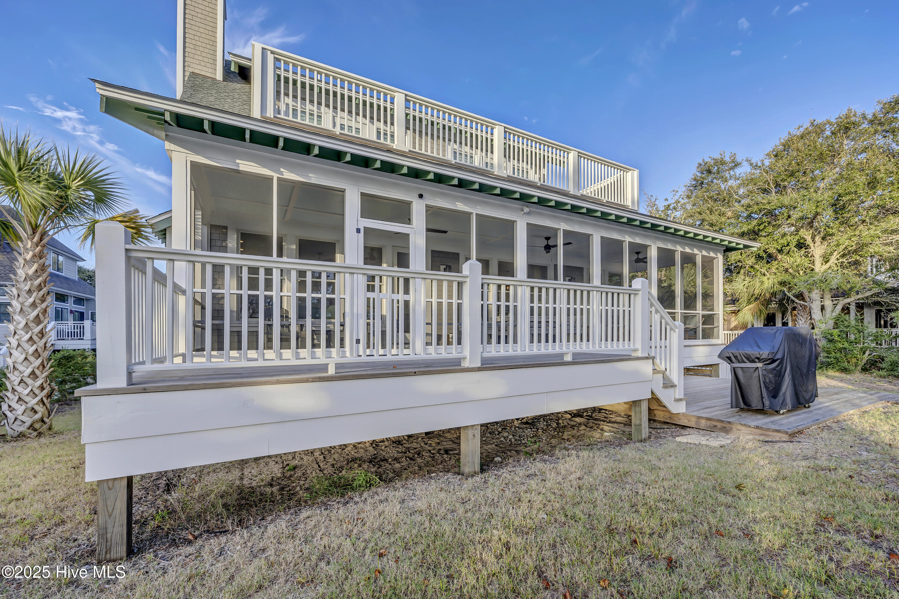 100534977 | Photo 51