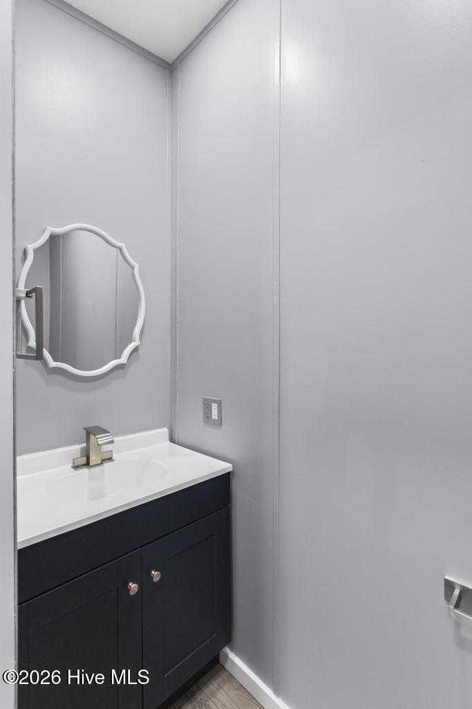 100555089 | Photo 26