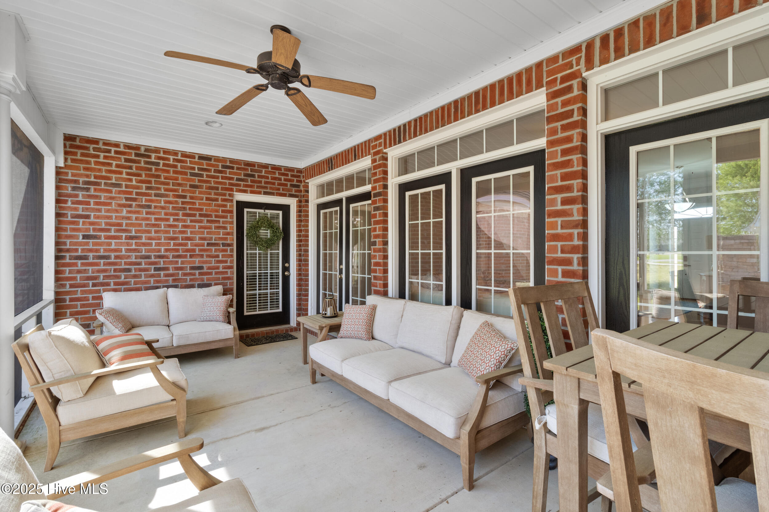 51_screened porch