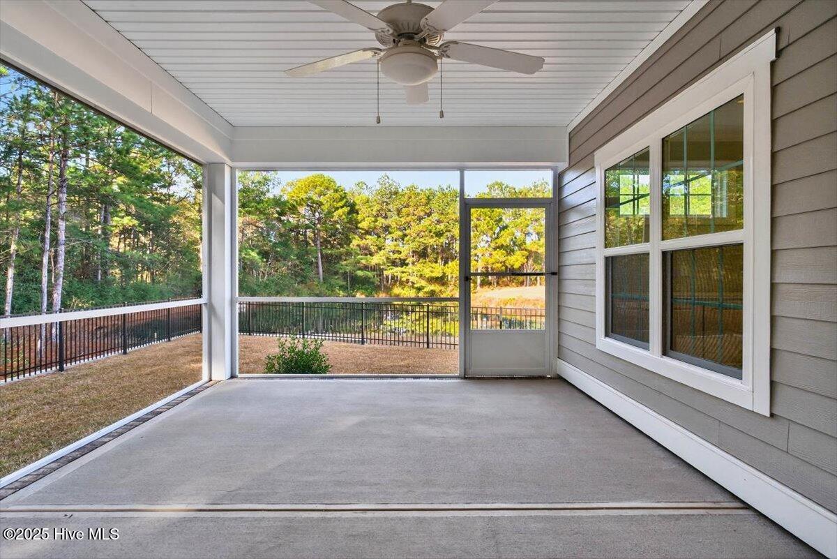 100546300 | Photo 20