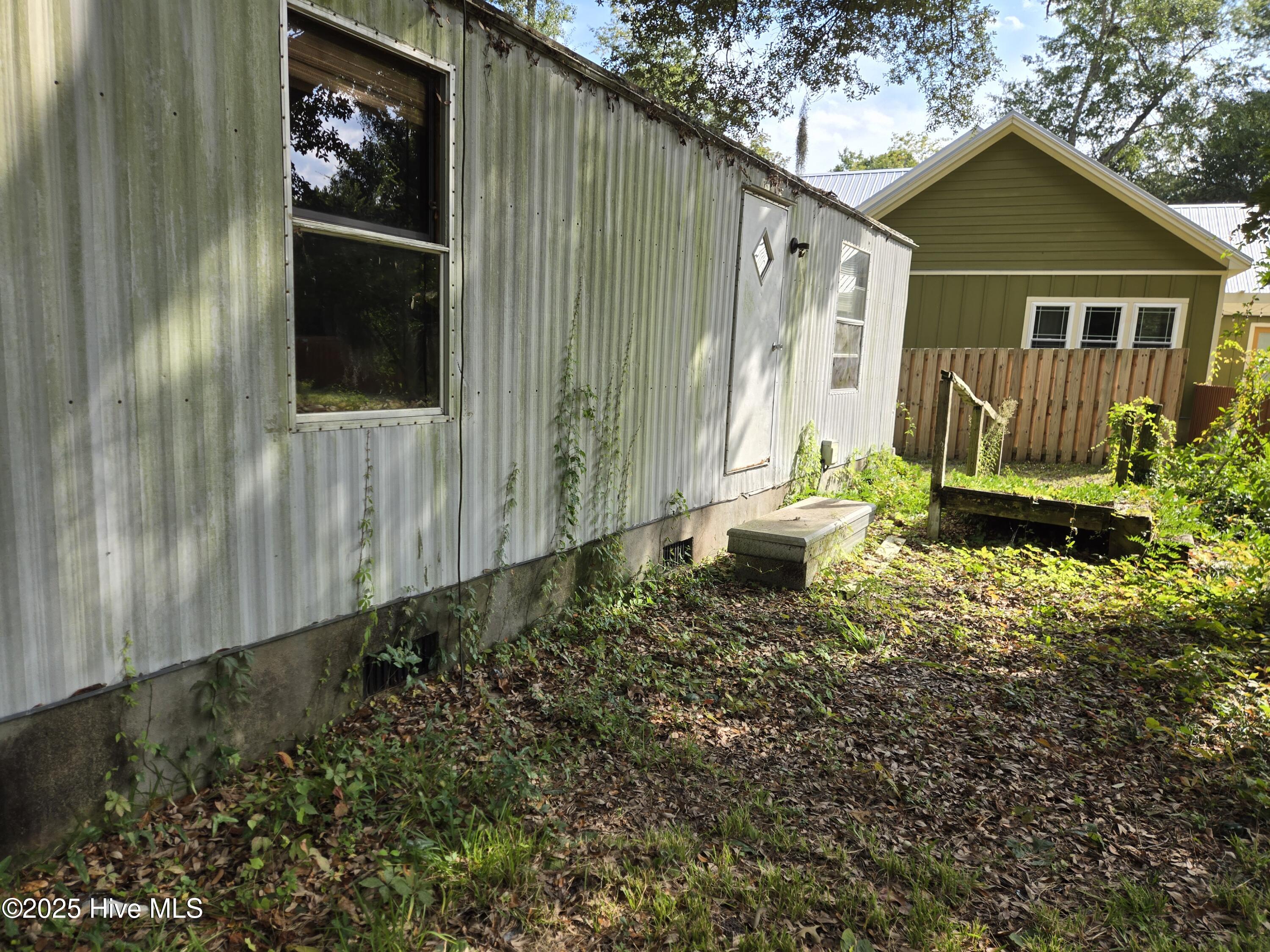 100531418 | Photo 35