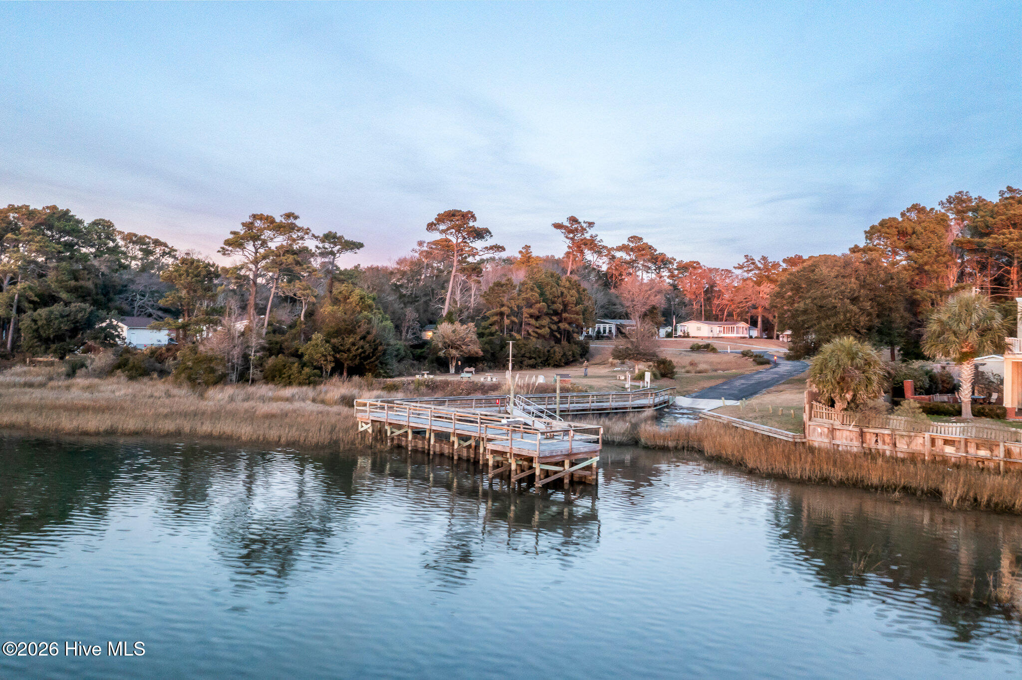 100549420 | Photo 58