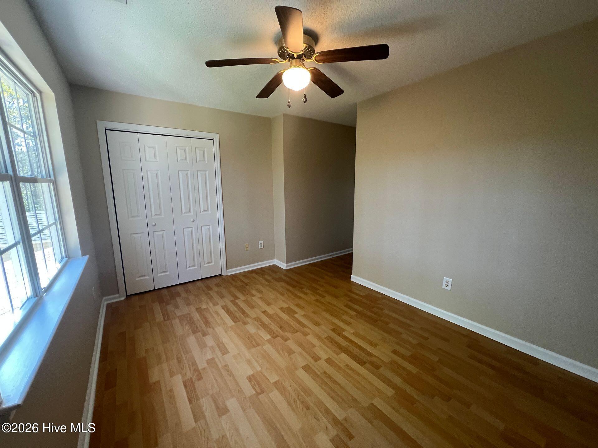 100564743 | Photo 15