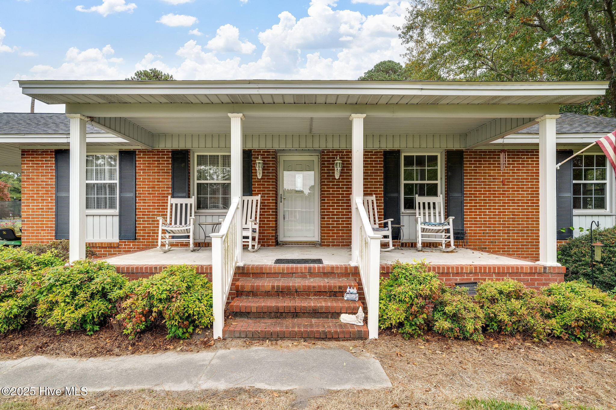 Homes for sale in Warsaw, NC | 214 Elm St, Warsaw, NC 28398 | MLS# 100538535