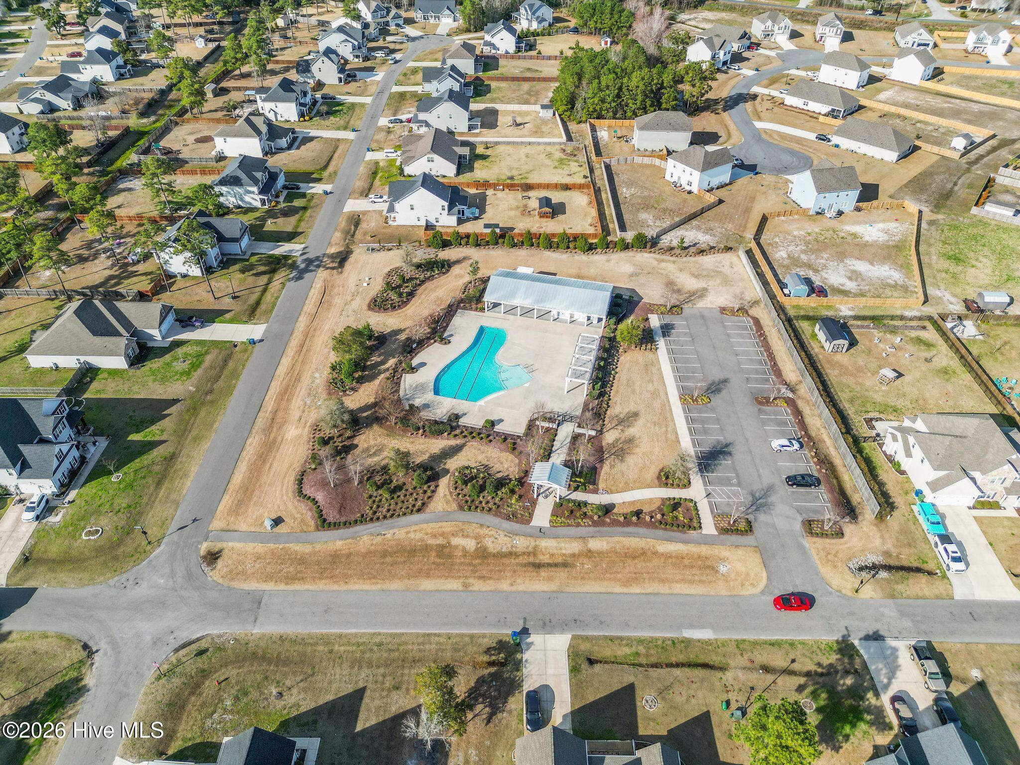 100558926 | Photo 77