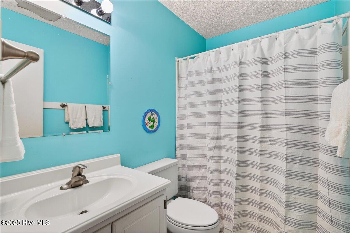 100544824 | Photo 26