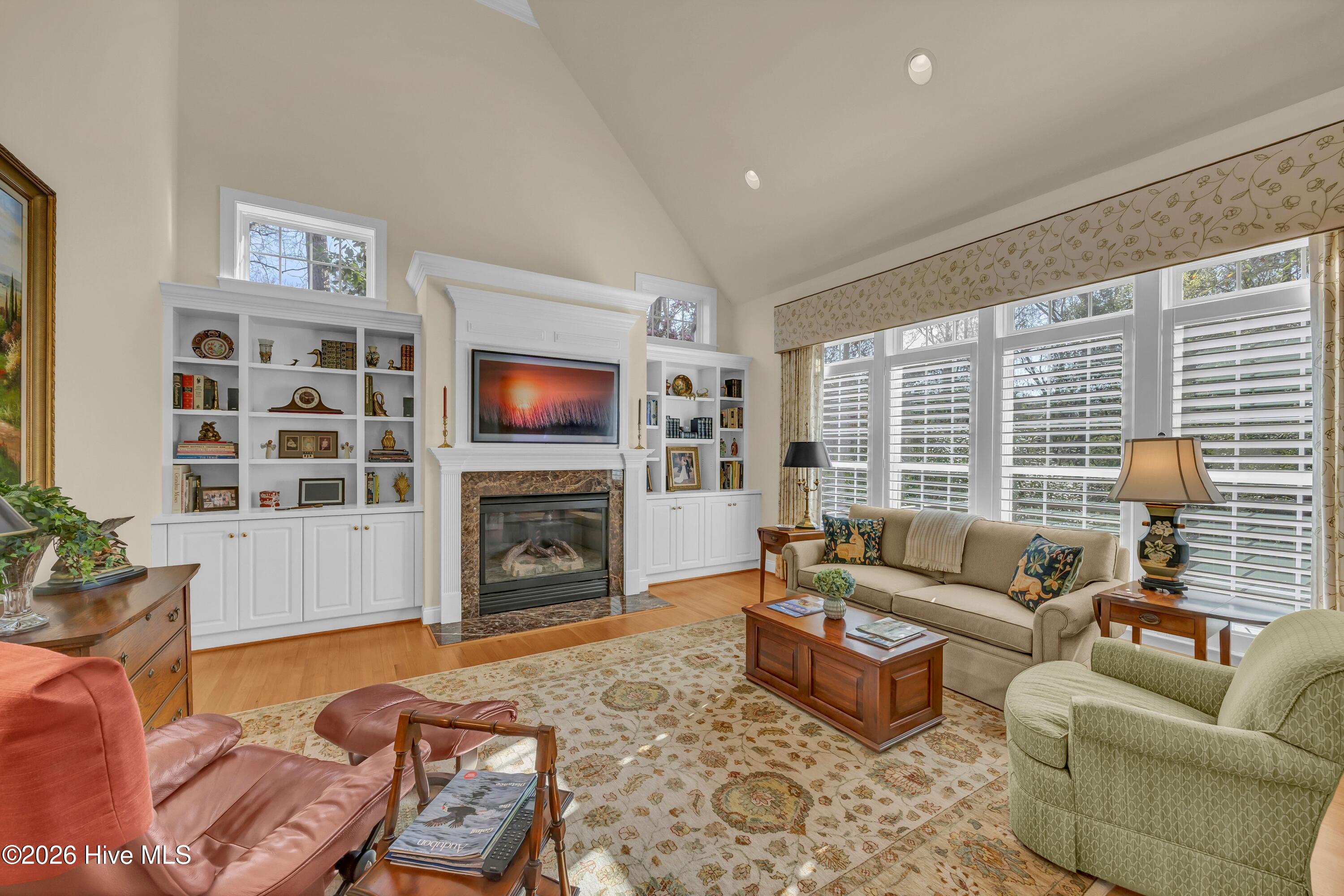 100559758 | Photo 20