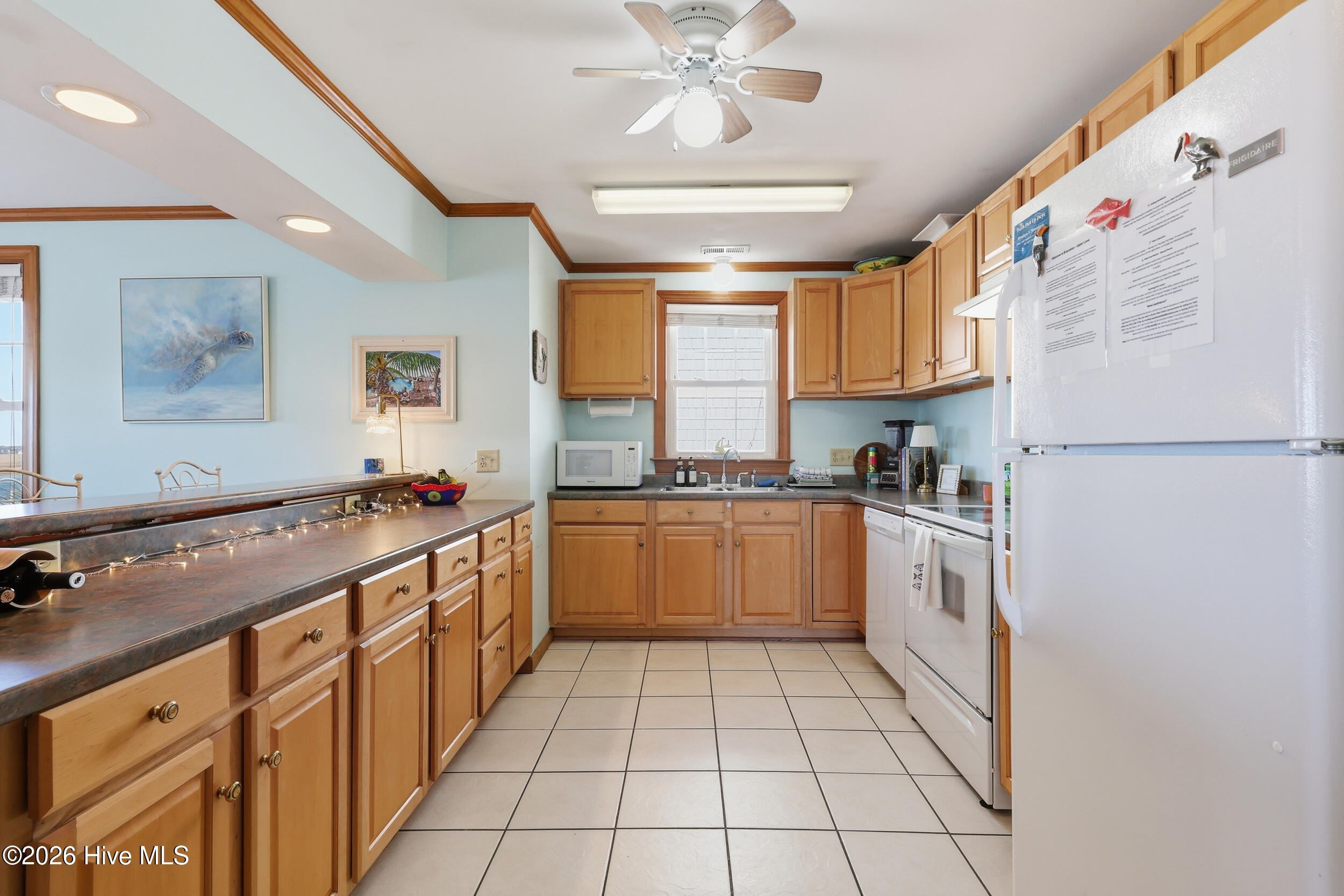 100565486 | Photo 15