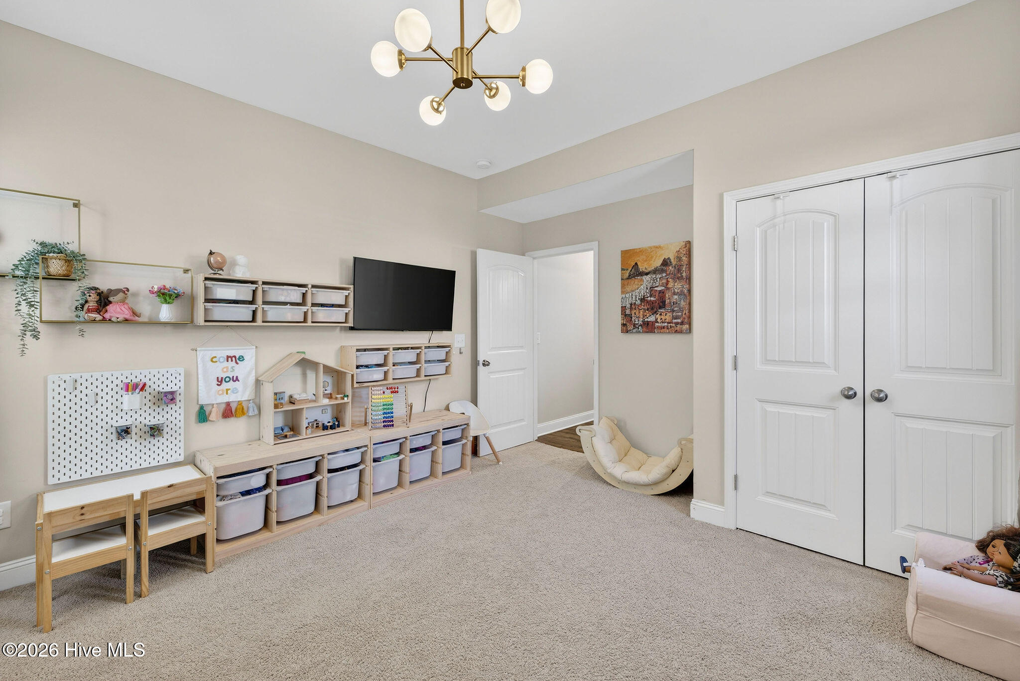 100552959 | Photo 22