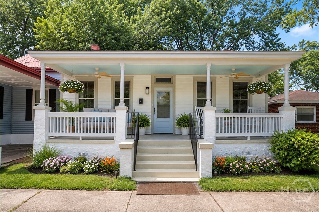Photo 1 of Single family home for sale at 922 E 37th Street, Savannah, GA 31401 | MLS# SA360225 | Listing updated on 2026-09-19