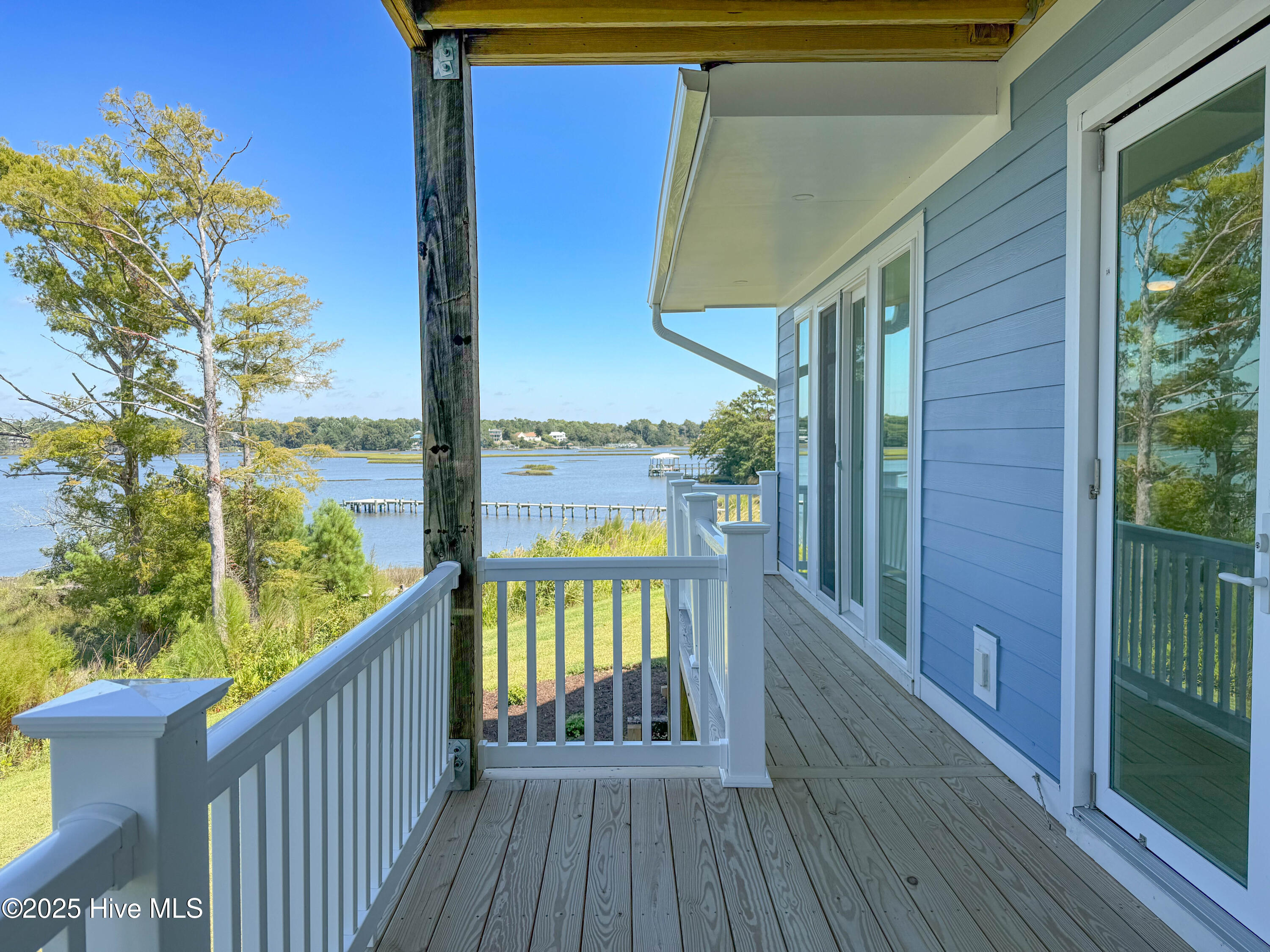 100539536 | Photo 48