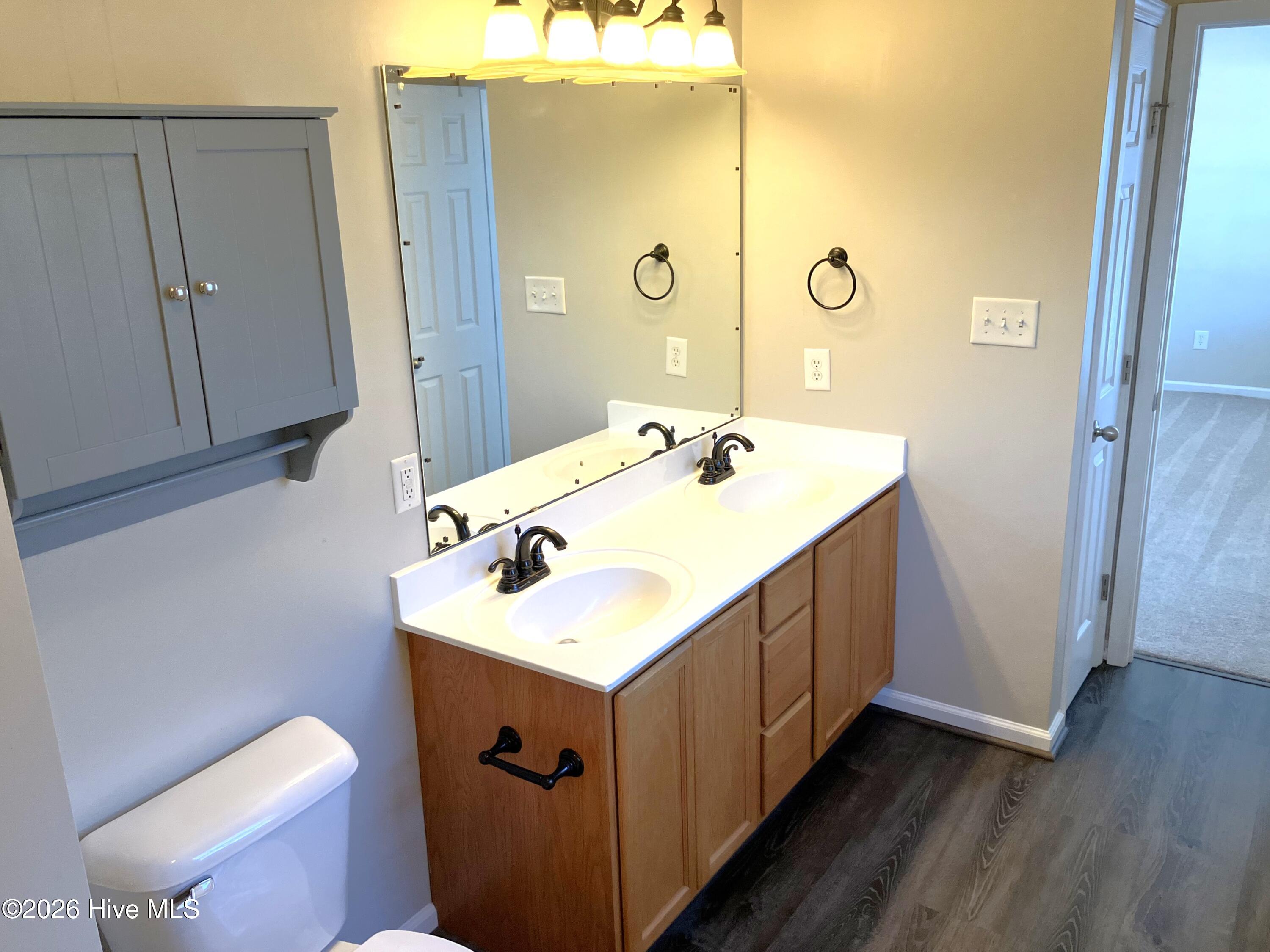 100555238 | Photo 18