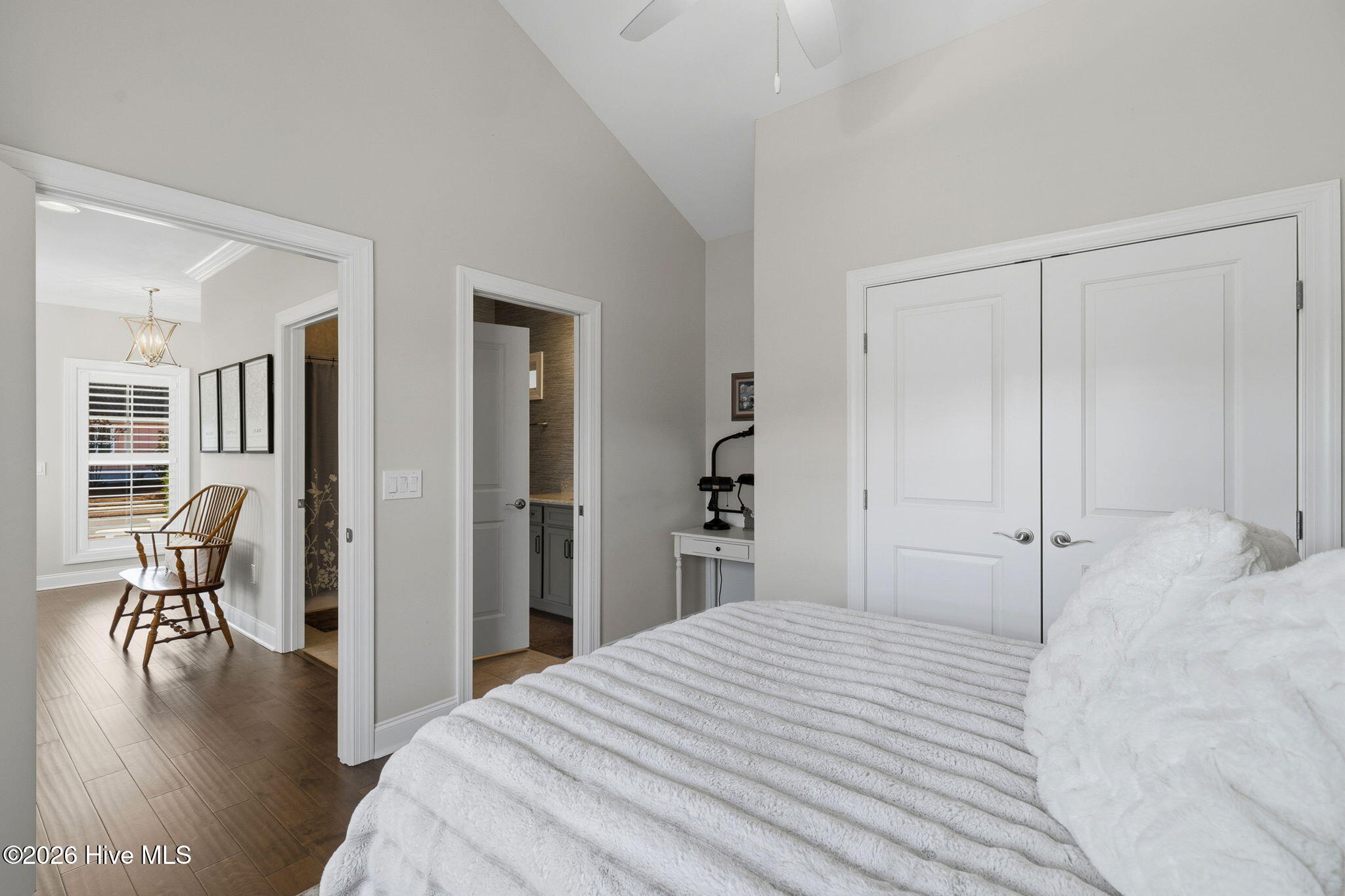 100554353 | Photo 39