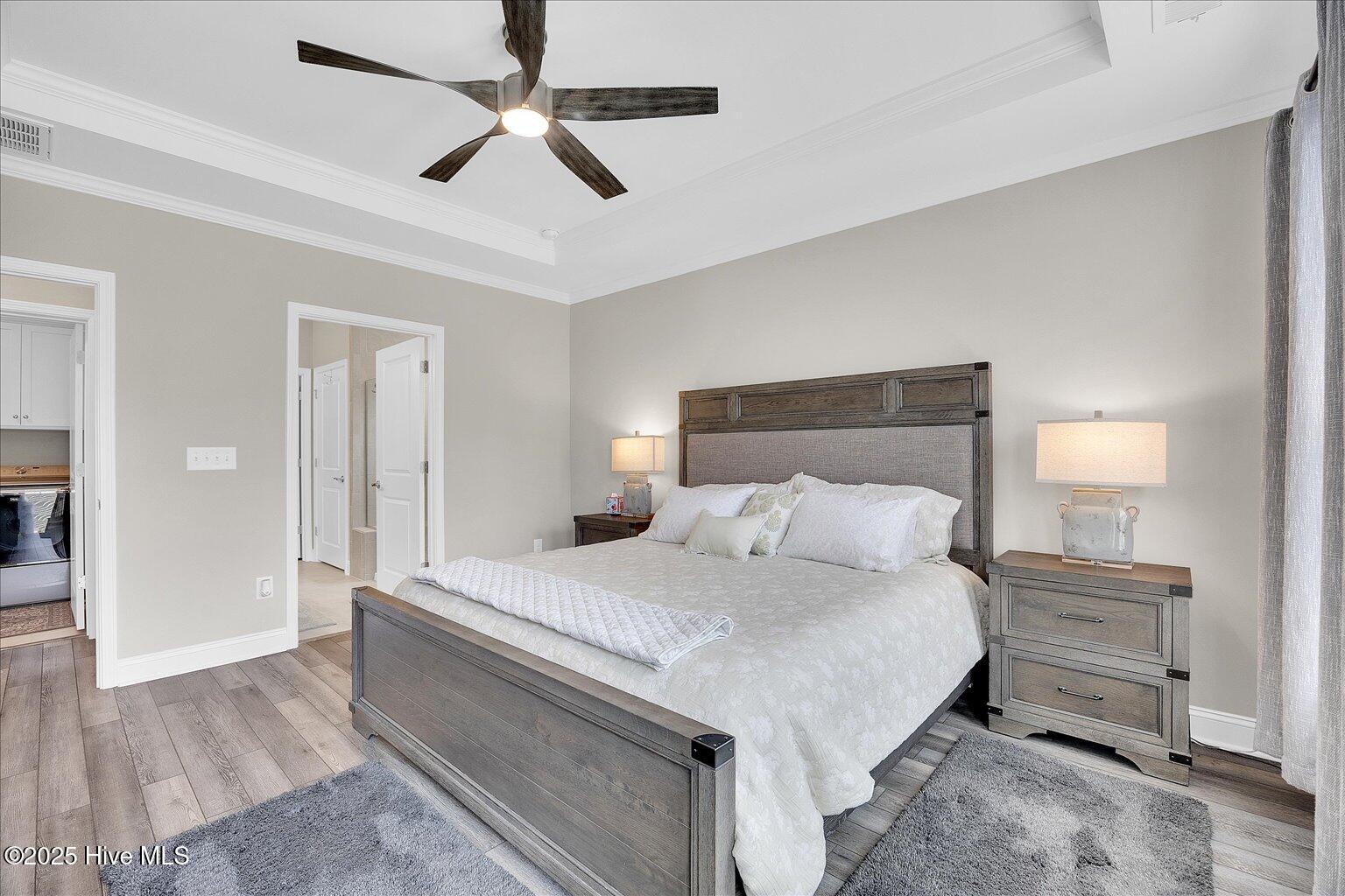 100509338 | Photo 25