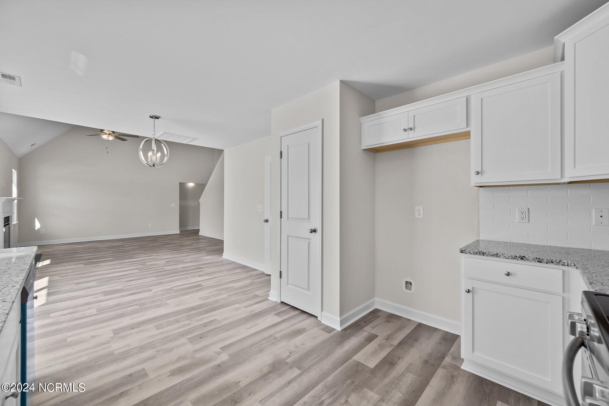 100441998 | Photo 17