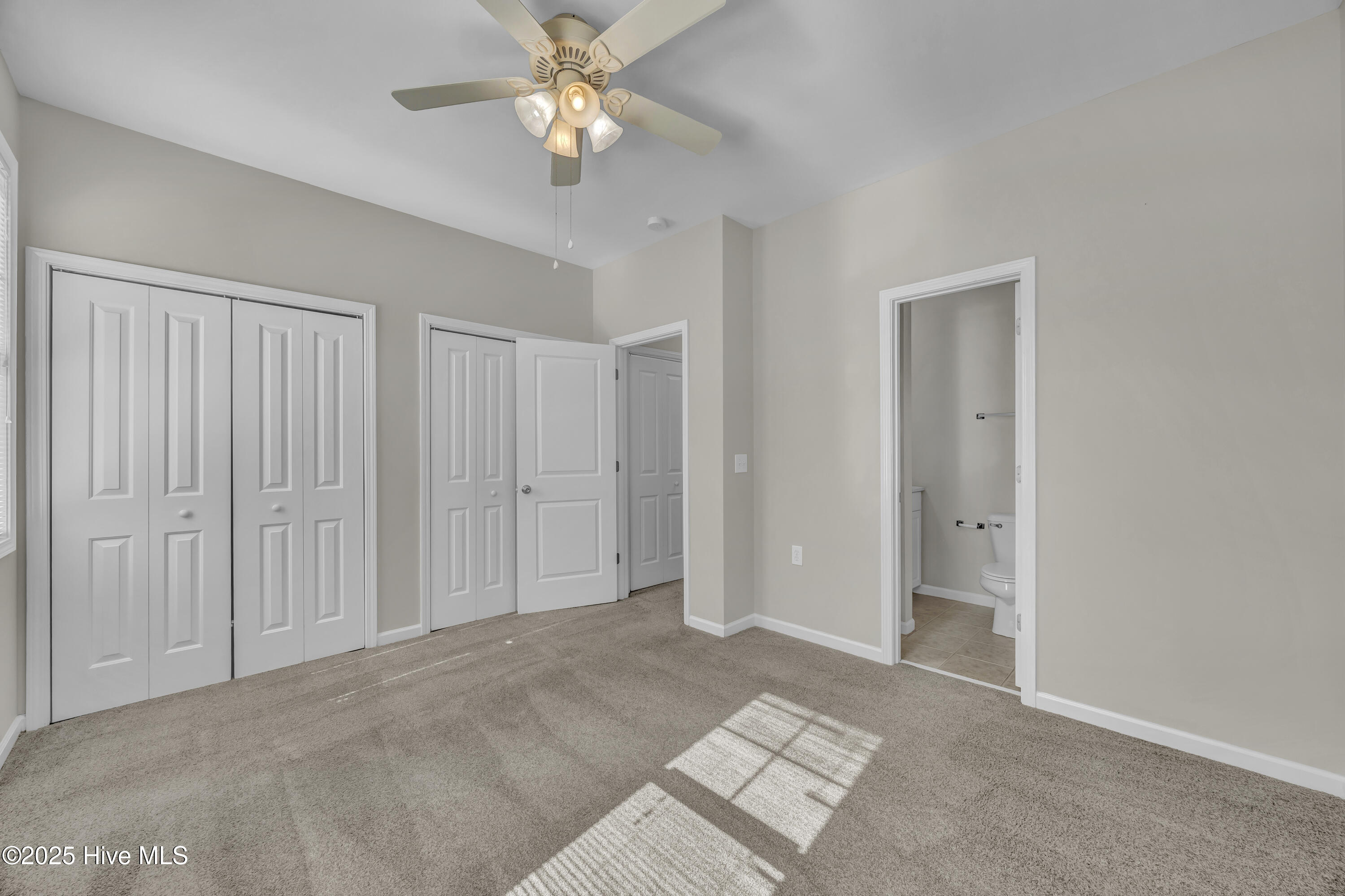 100538265 | Photo 18