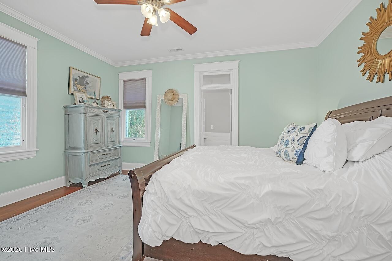 100560028 | Photo 30