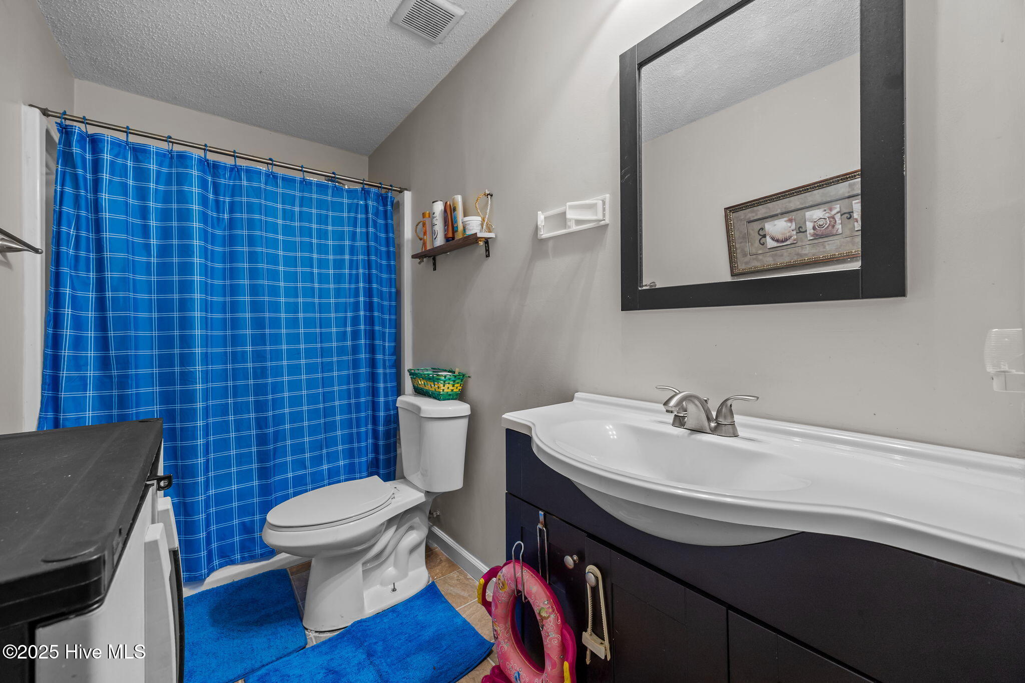 100545401 | Photo 22