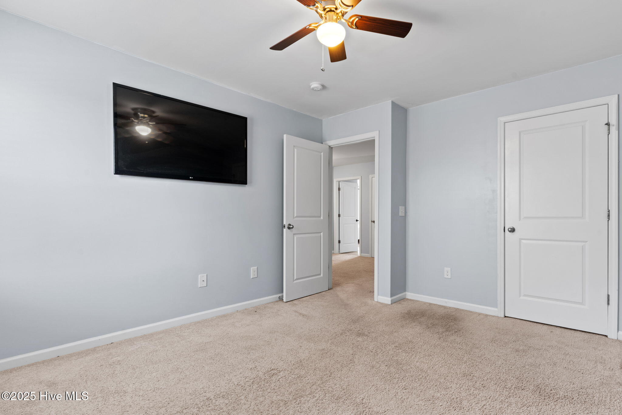 100538631 | Photo 20