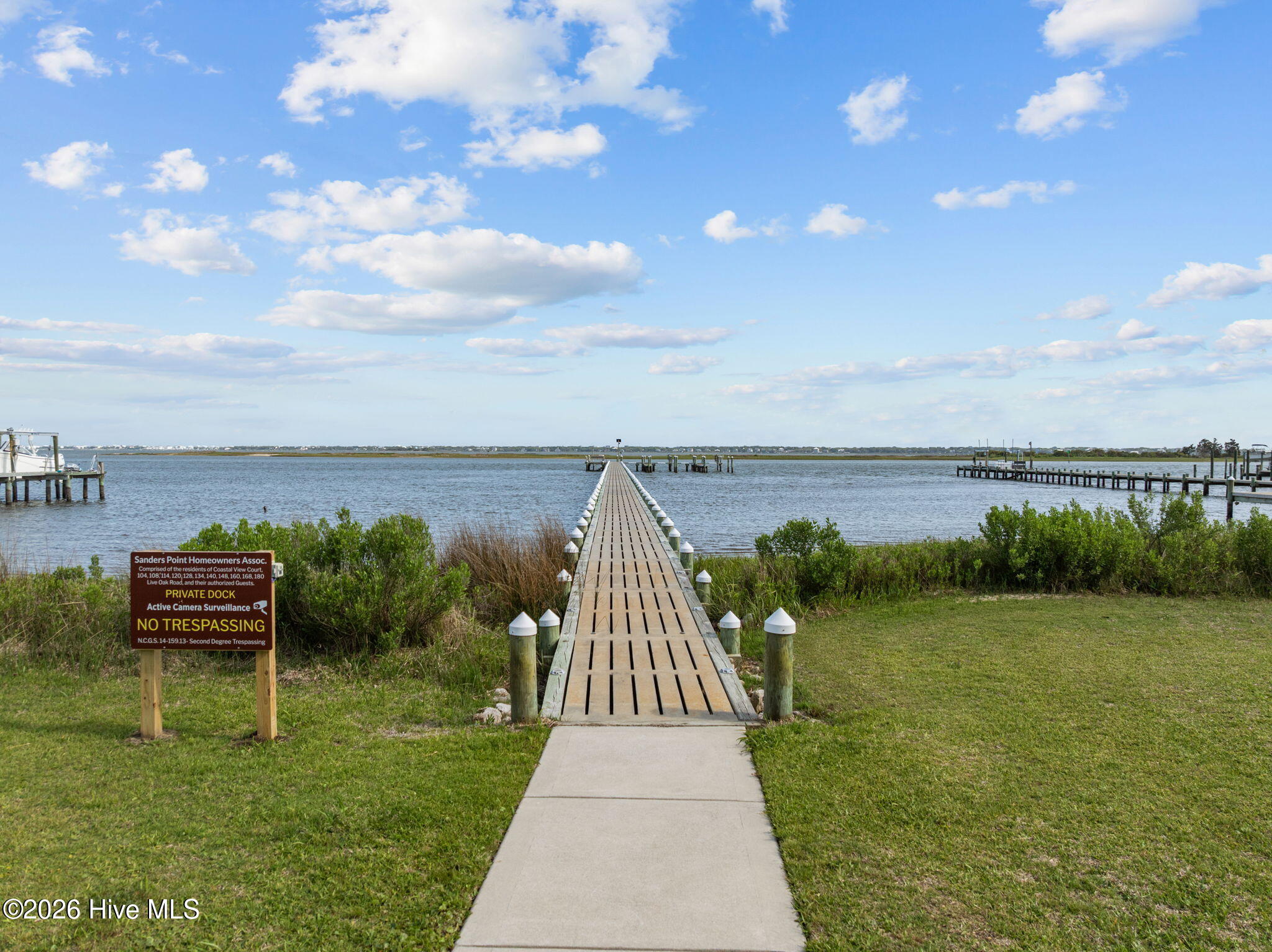 160 Live Oak Road,Newport