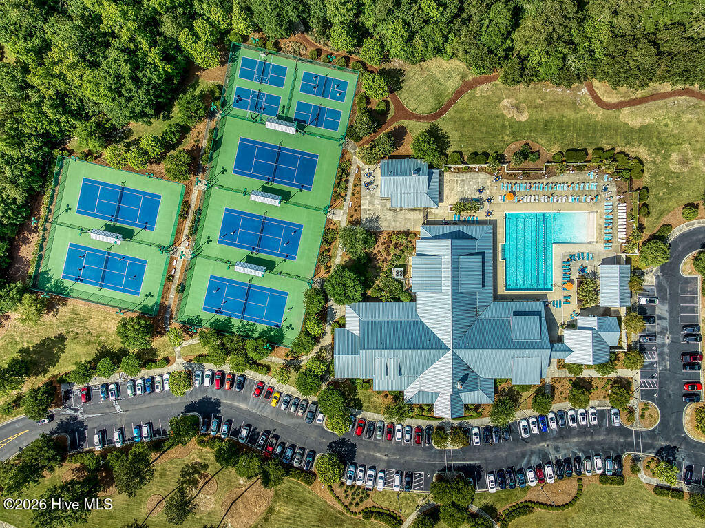 100569553 | Photo 30