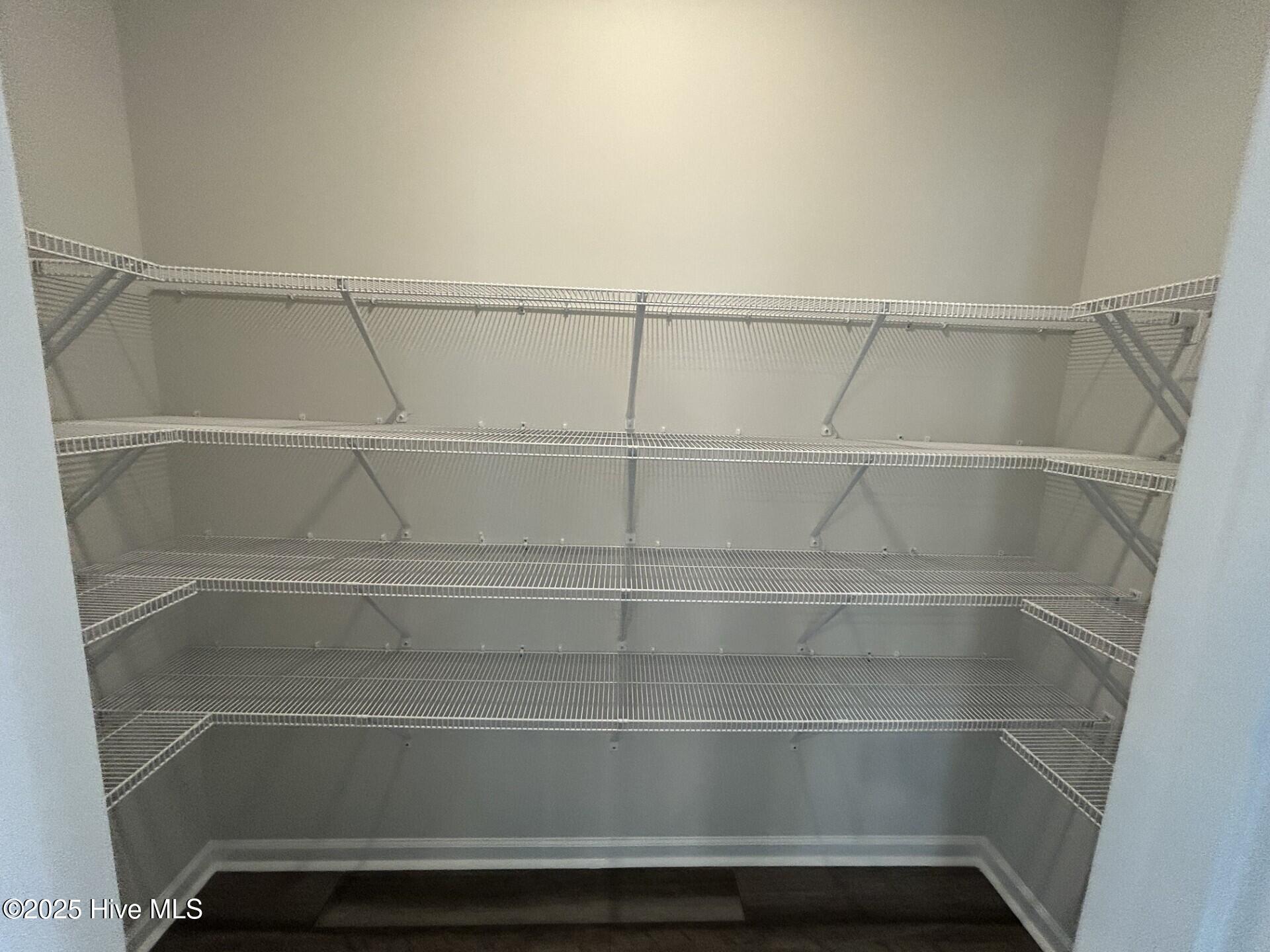 100540536 | Photo 18