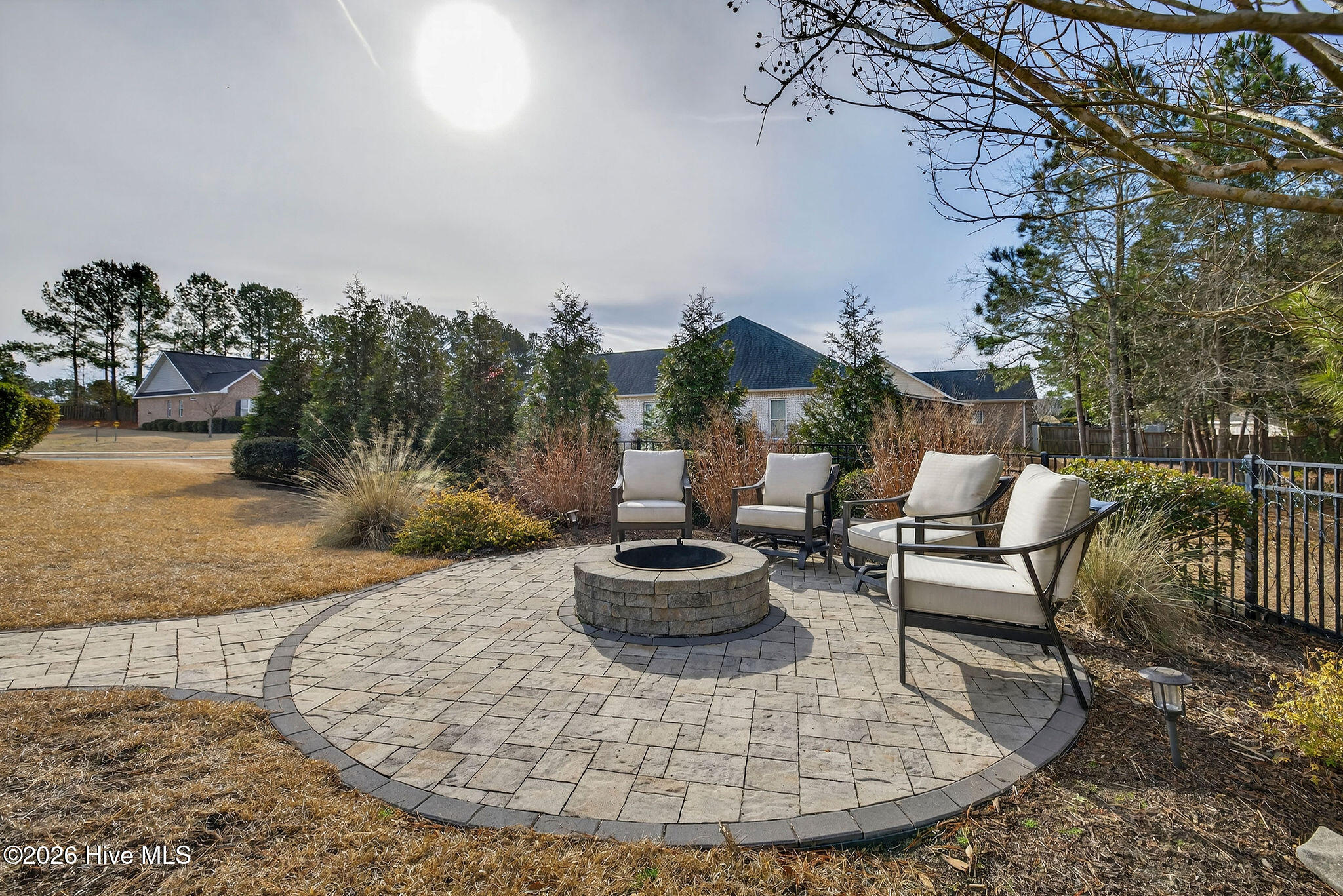 100558265 | Photo 47