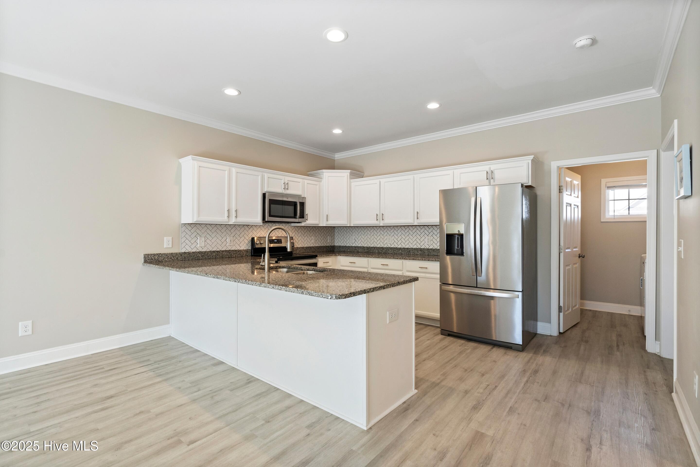 100538952 | Photo 14