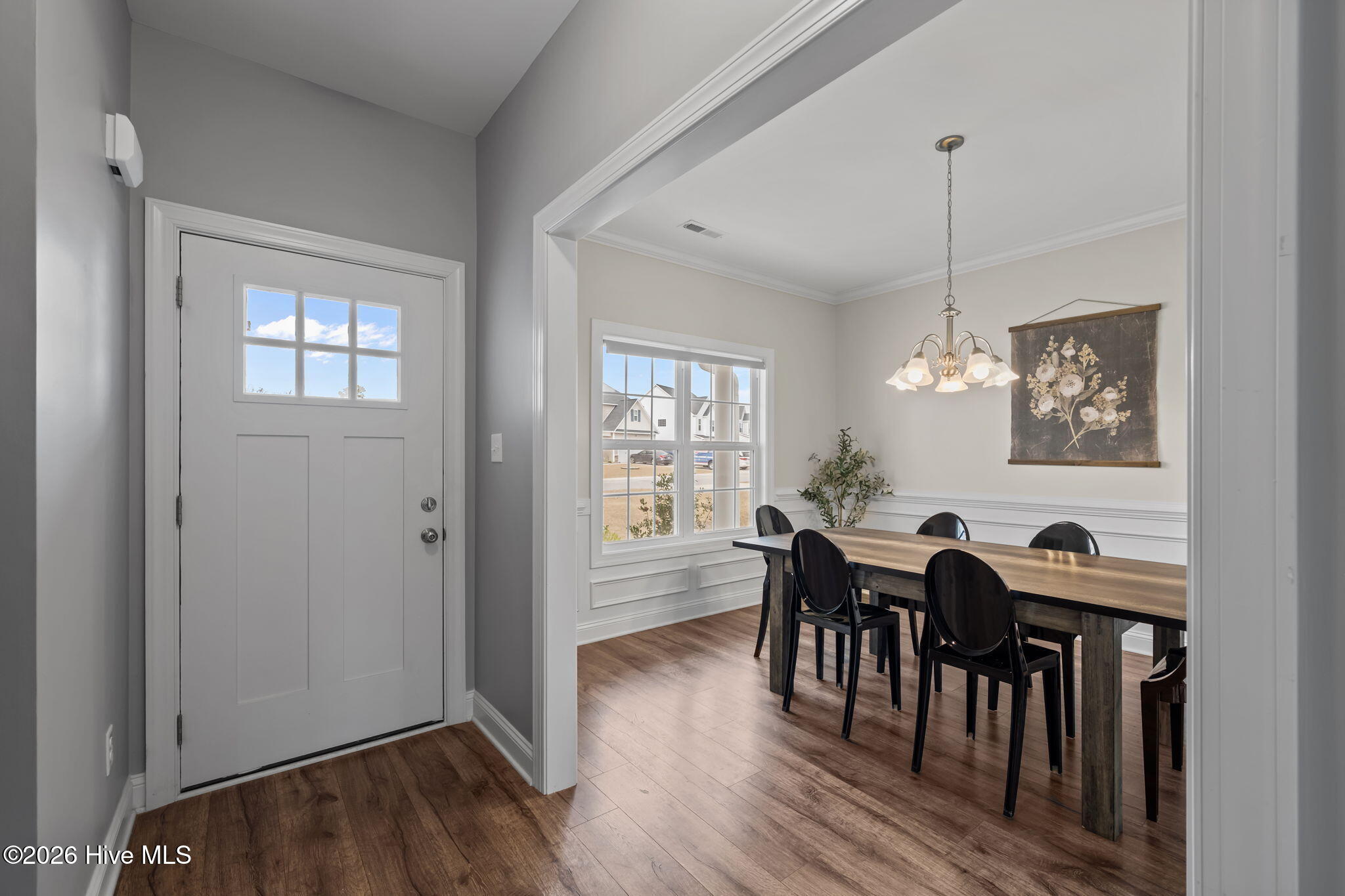 100549197 | Photo 16