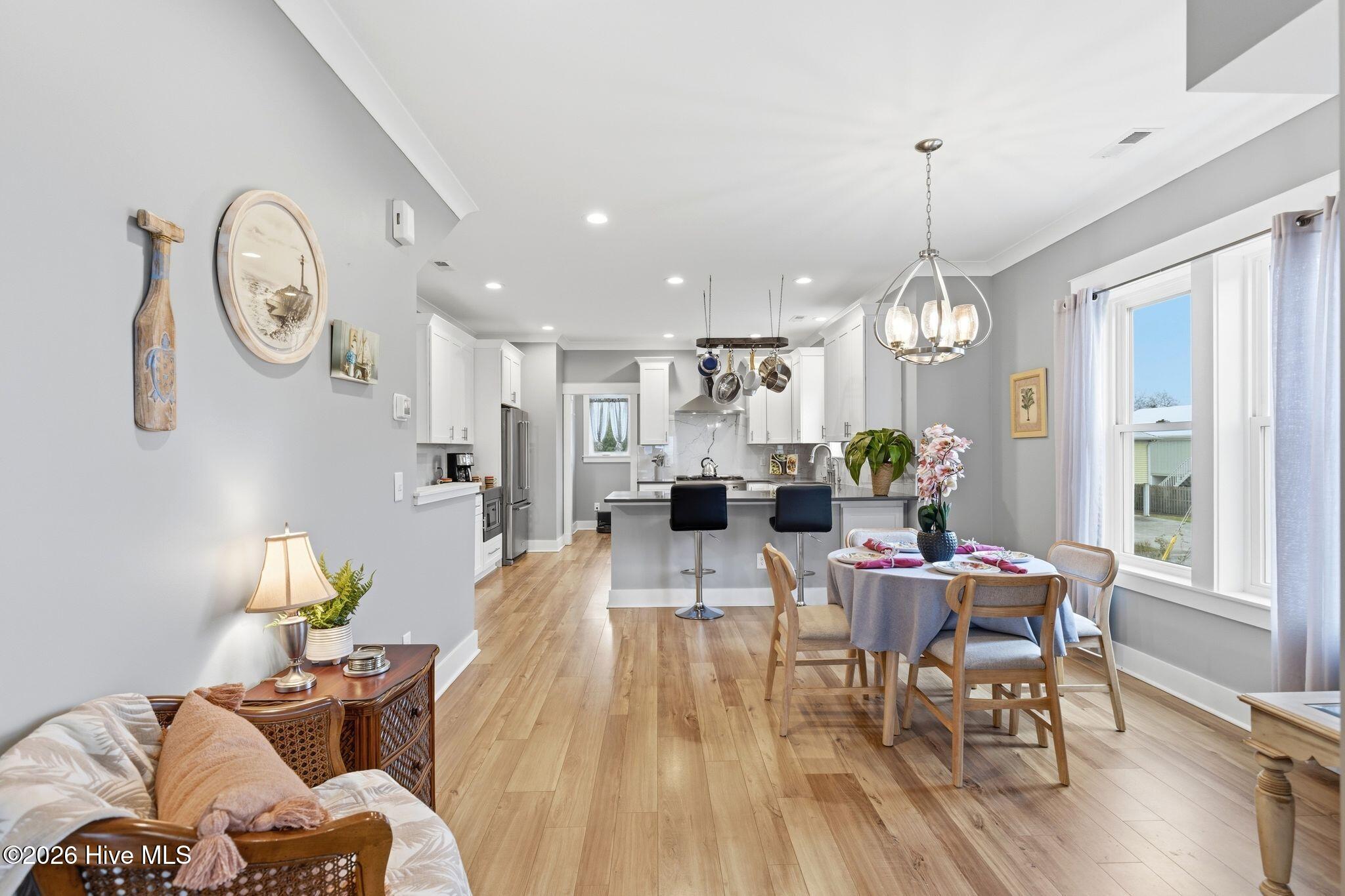 100556954 | Photo 13