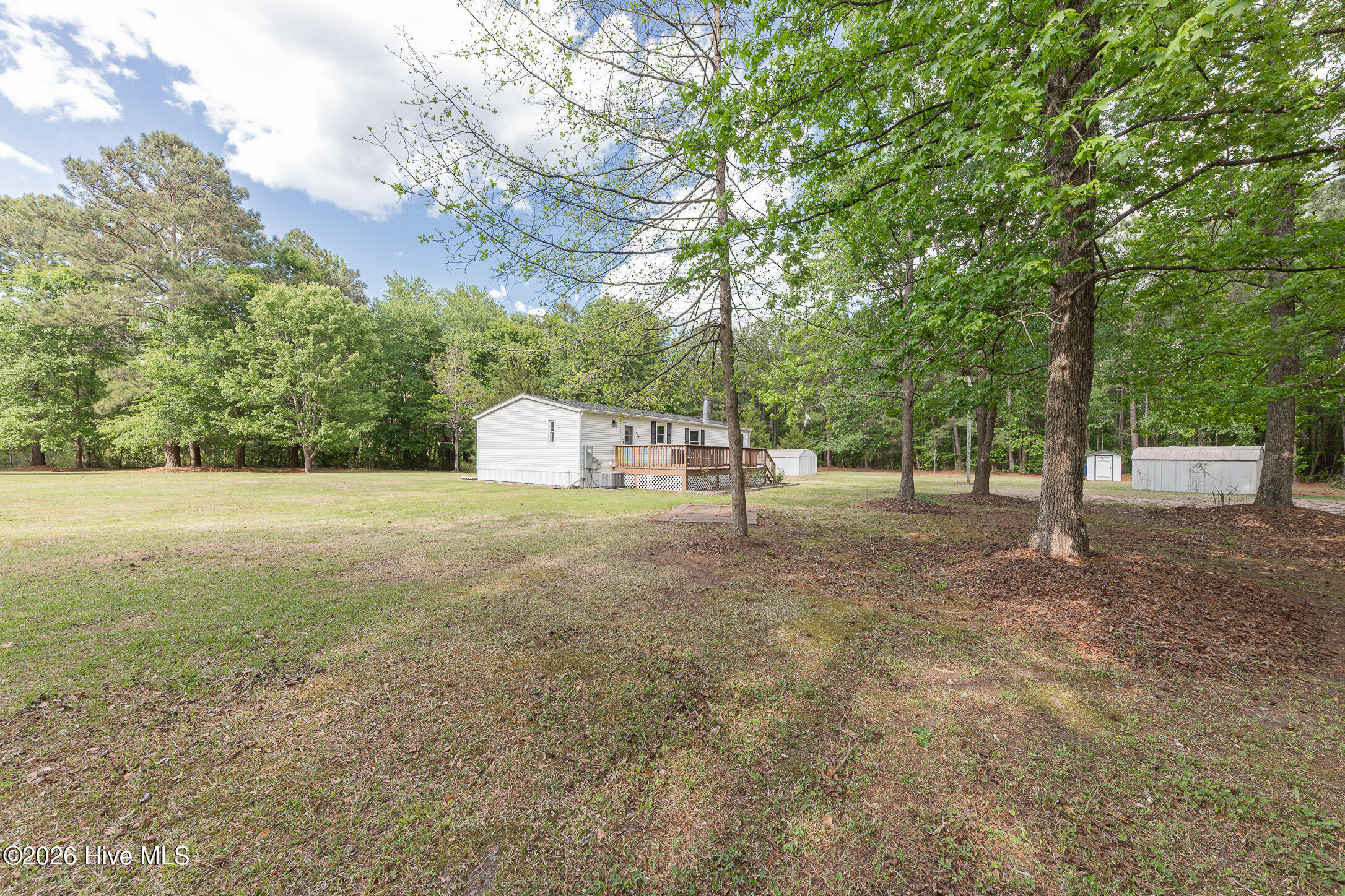 100570278 | Photo 47