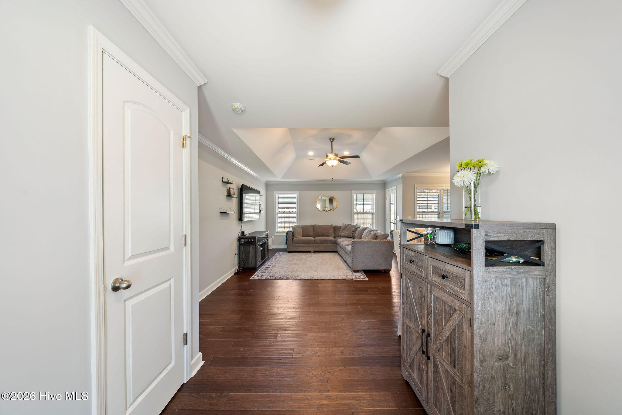 100563153 | Photo 17